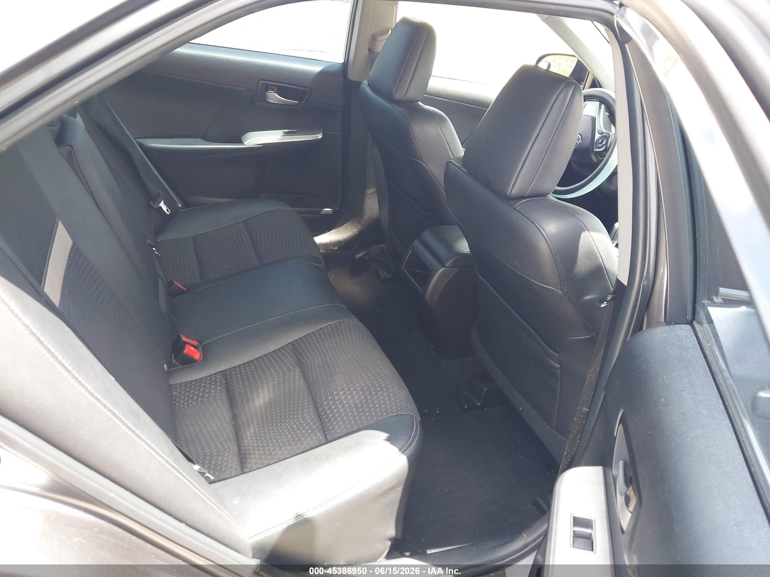 2014 Toyota Camry Se Gray vin: 4T1BF1FK4EU425206