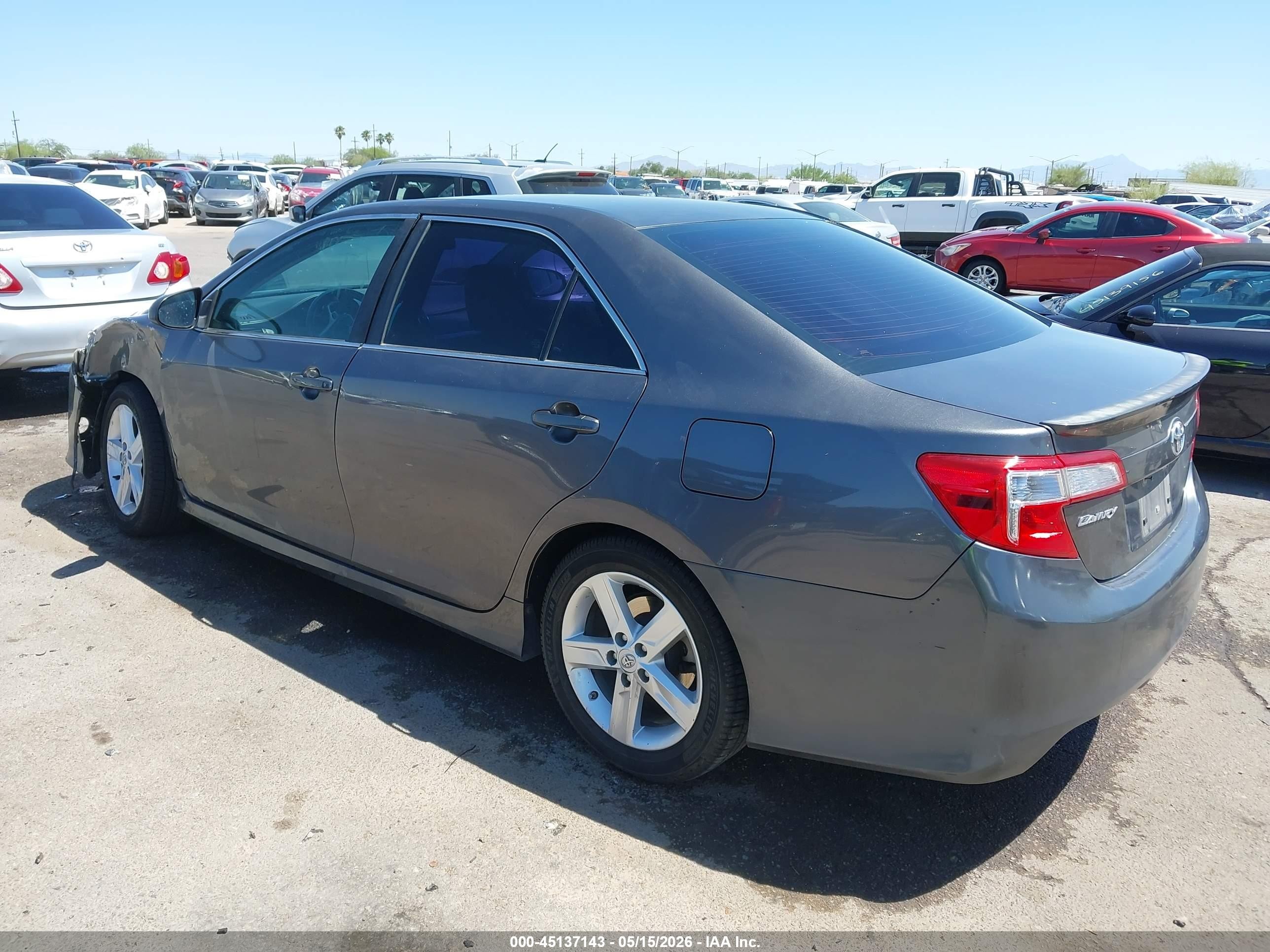 2014 Toyota Camry Se Gray vin: 4T1BF1FK4EU437016