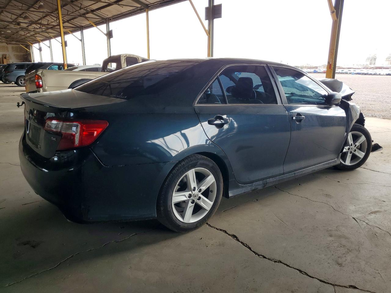 2014 Toyota Camry Se Blue vin: 4T1BF1FK4EU444788