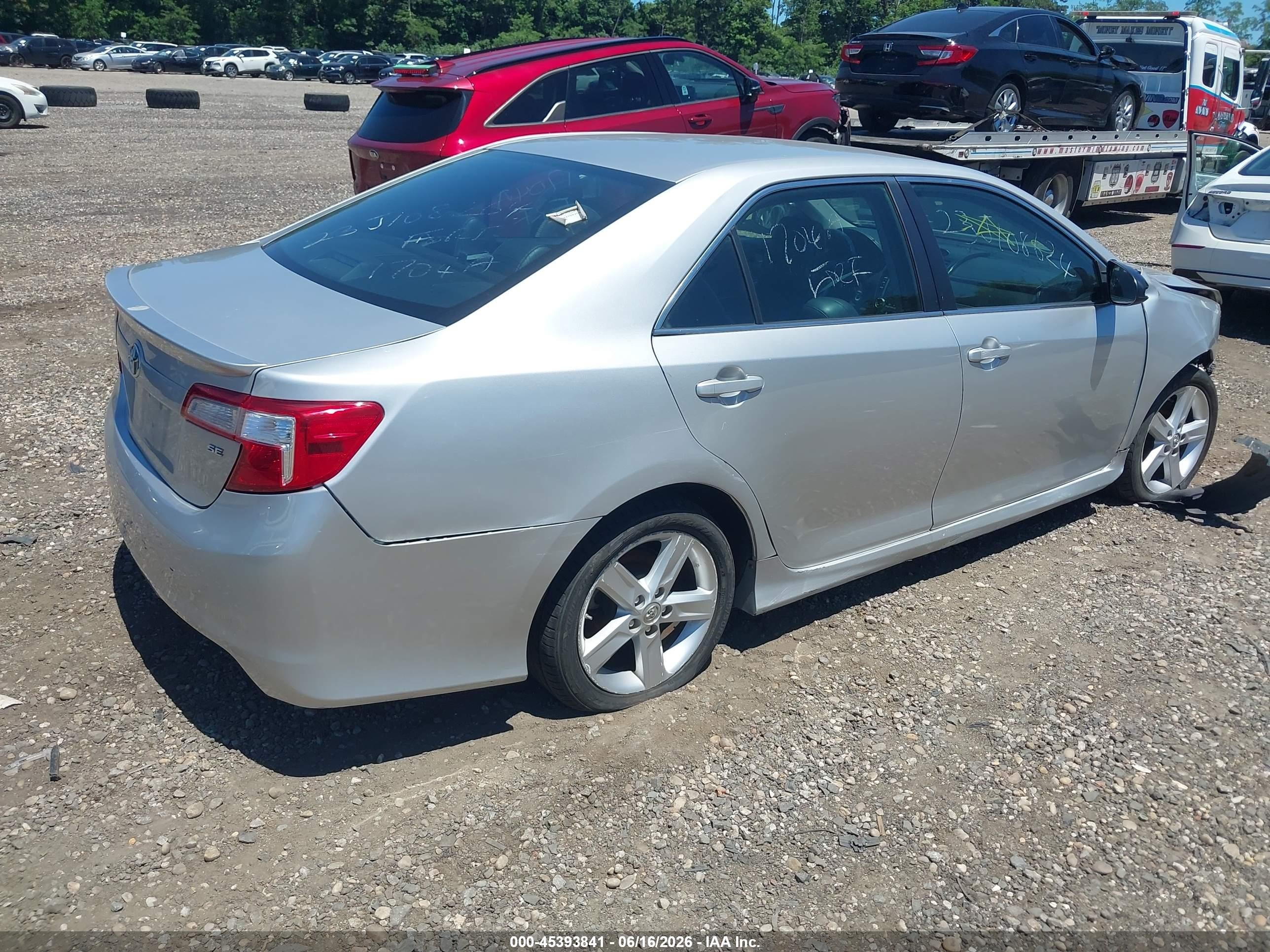 2014 Toyota Camry Se Gray vin: 4T1BF1FK4EU452356