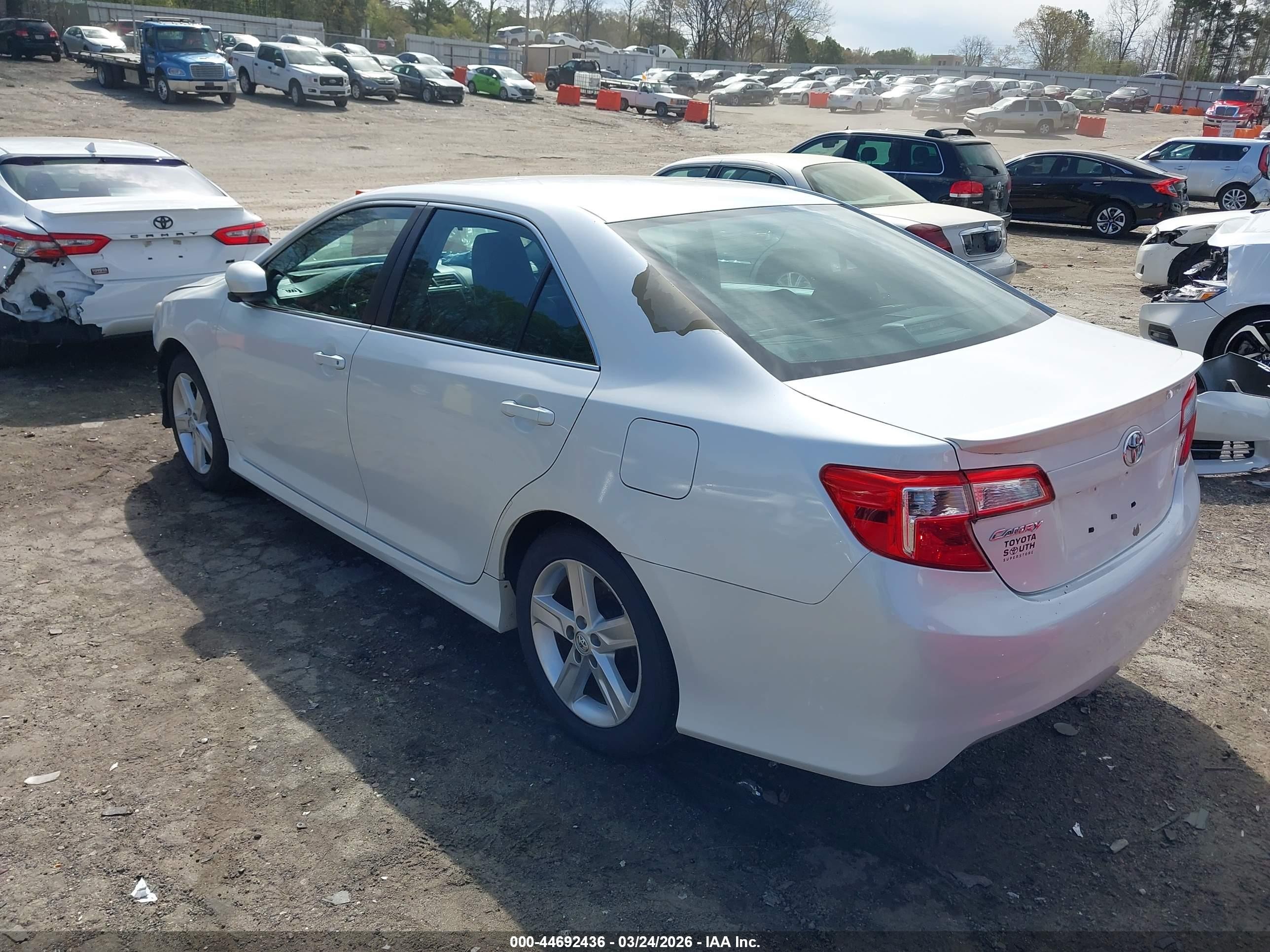 2014 Toyota Camry Se White vin: 4T1BF1FK4EU454723