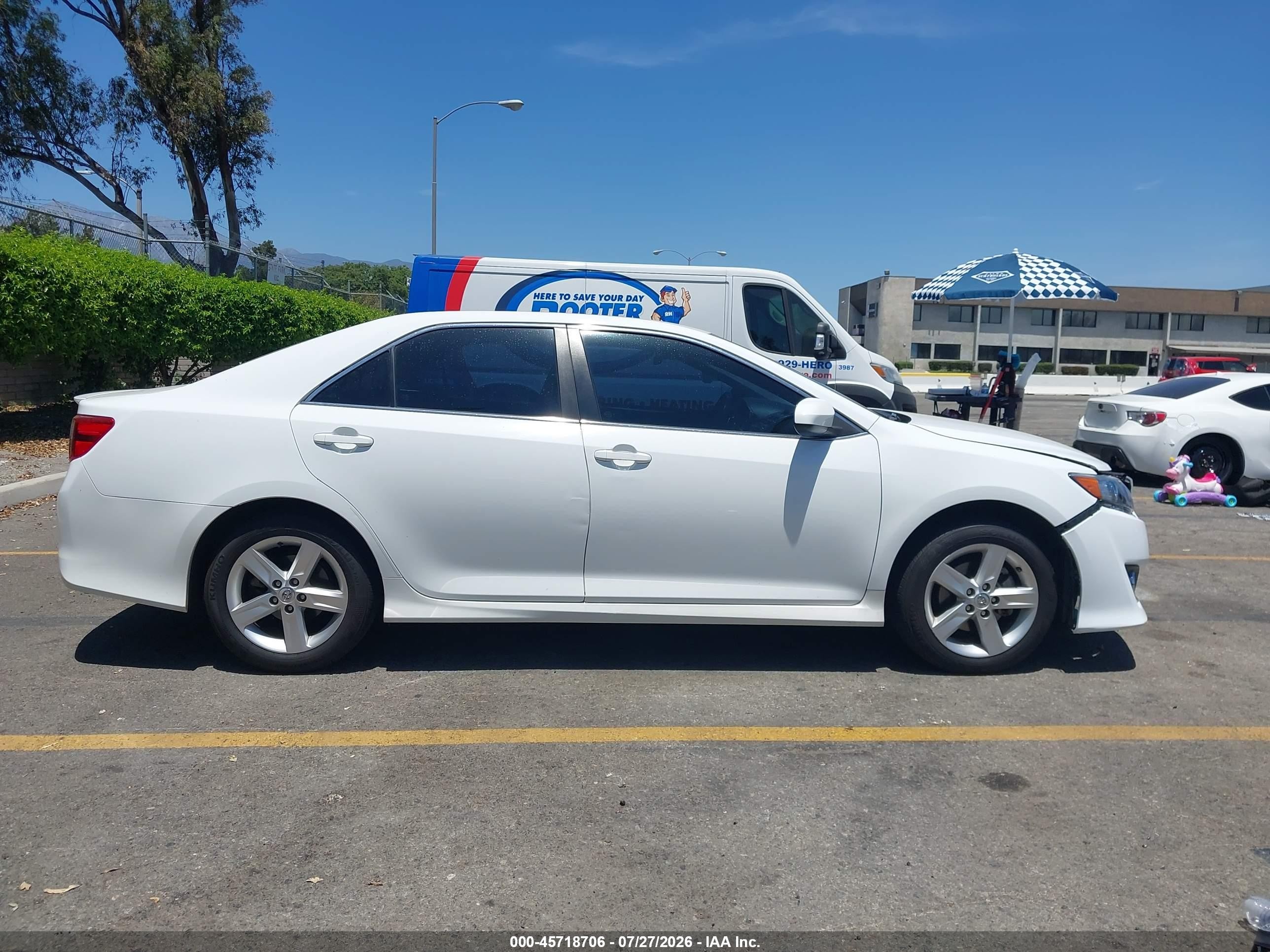 2014 Toyota Camry Se Белый vin: 4T1BF1FK4EU458335