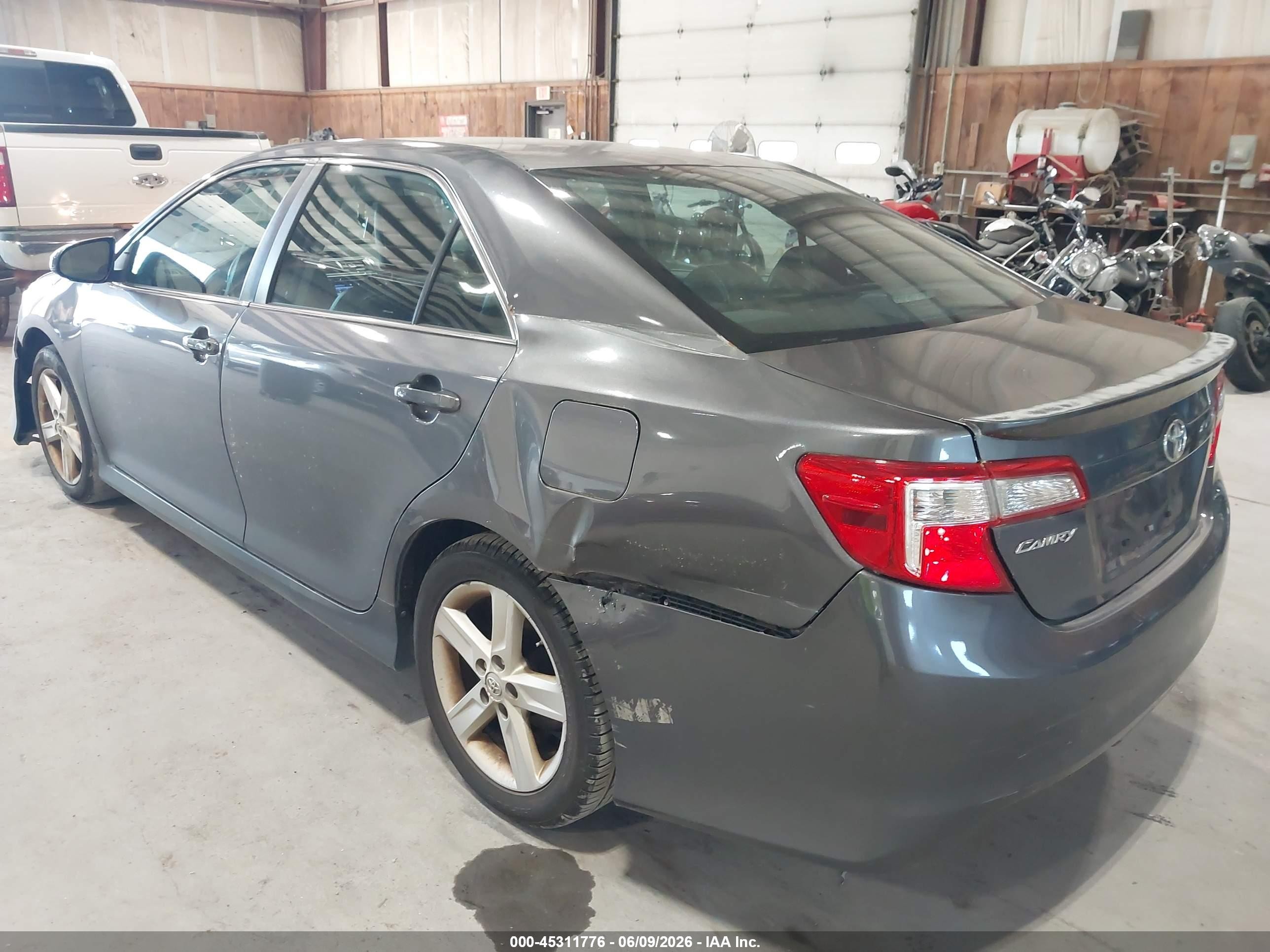 2014 Toyota Camry Se Gray vin: 4T1BF1FK4EU459078