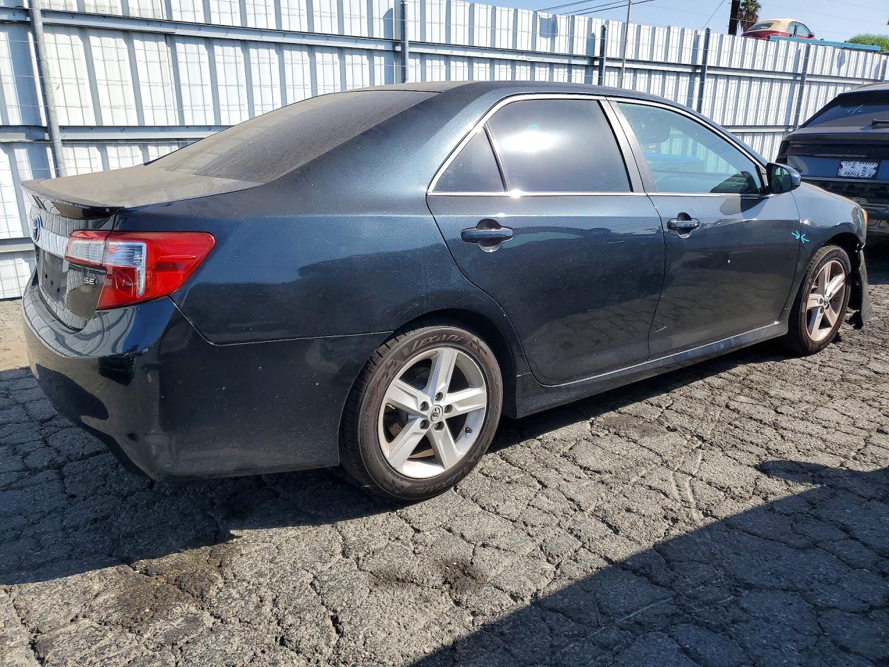 2014 Toyota Camry Se Blue vin: 4T1BF1FK4EU459579