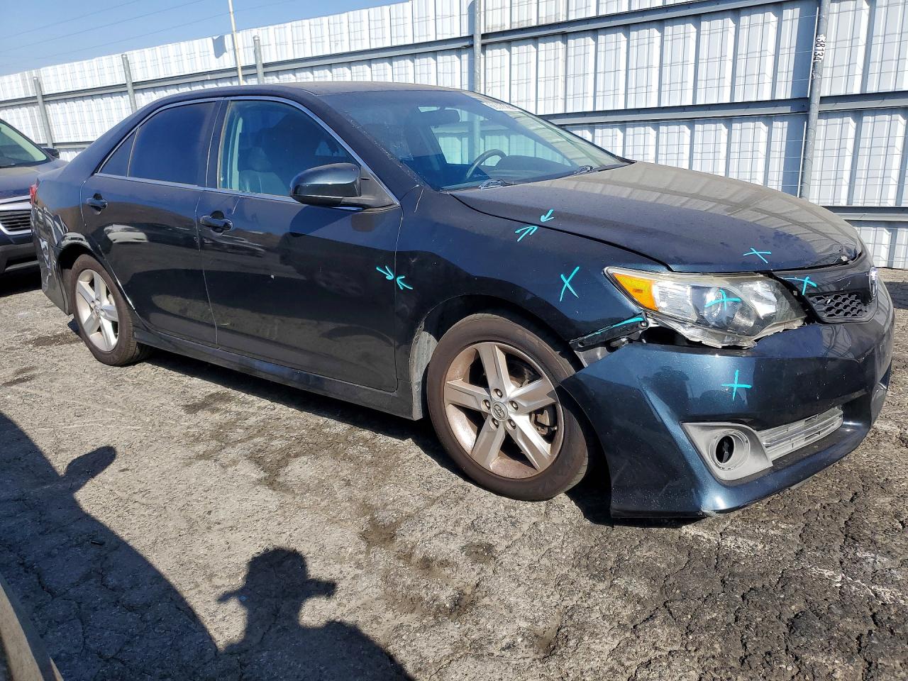 2014 Toyota Camry Se Blue vin: 4T1BF1FK4EU459579