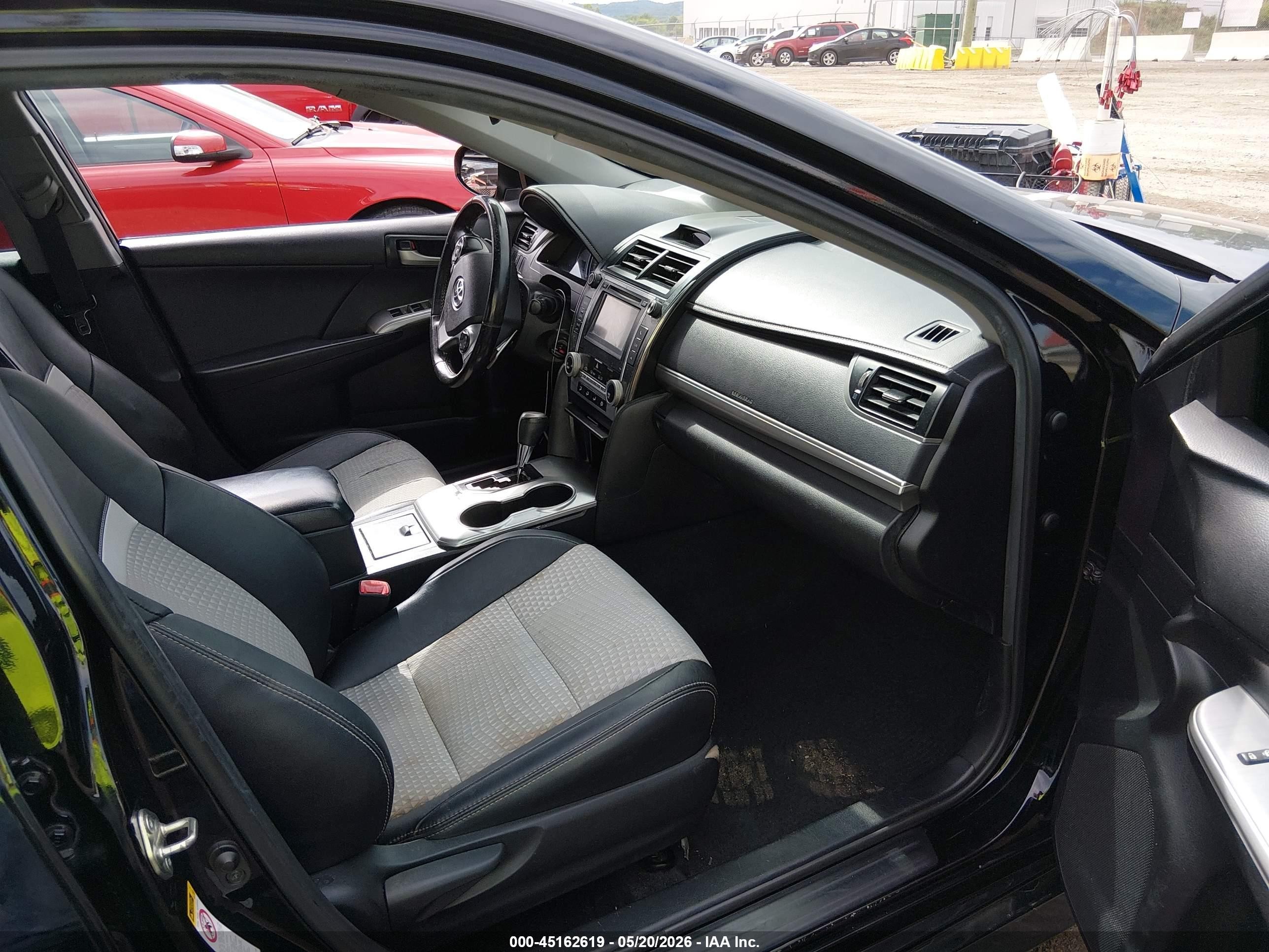2014 Toyota Camry Se Black vin: 4T1BF1FK4EU466600