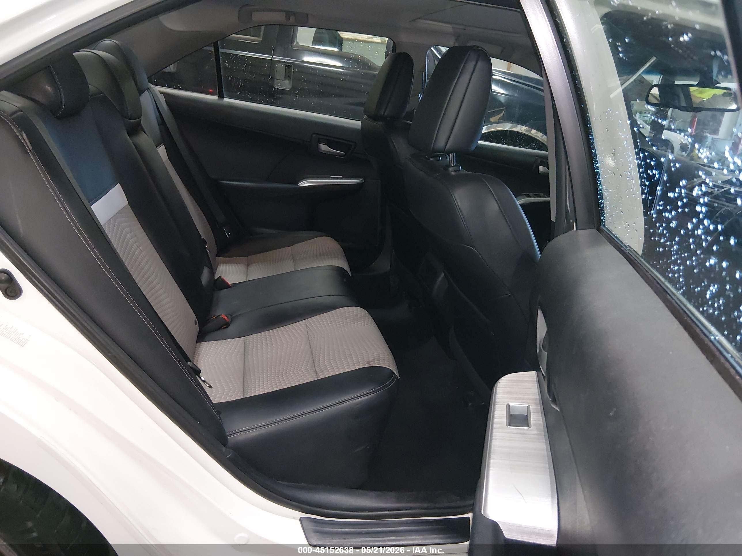 2014 Toyota Camry Se White vin: 4T1BF1FK4EU737638