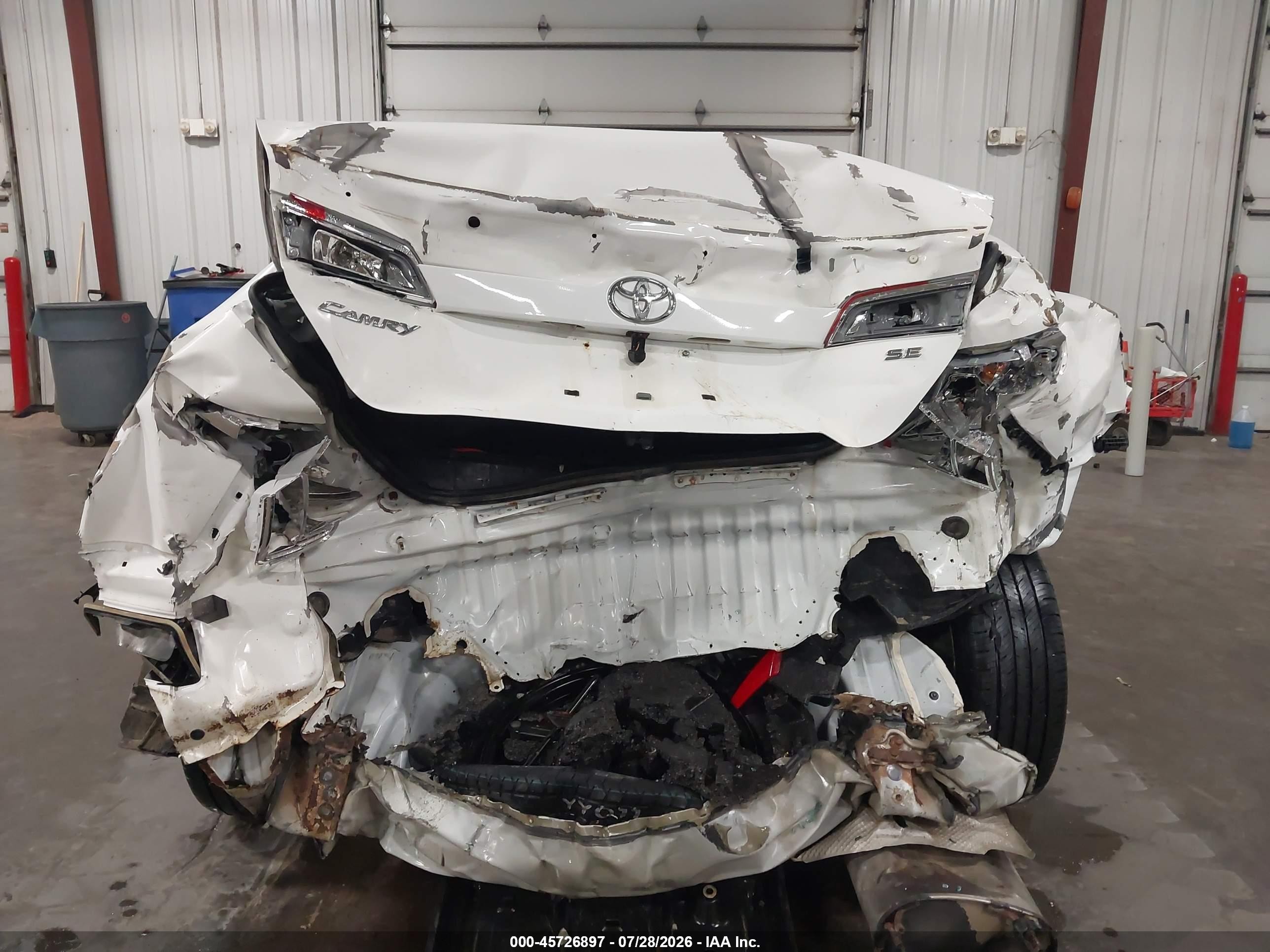 2014 Toyota Camry Se White vin: 4T1BF1FK4EU738241