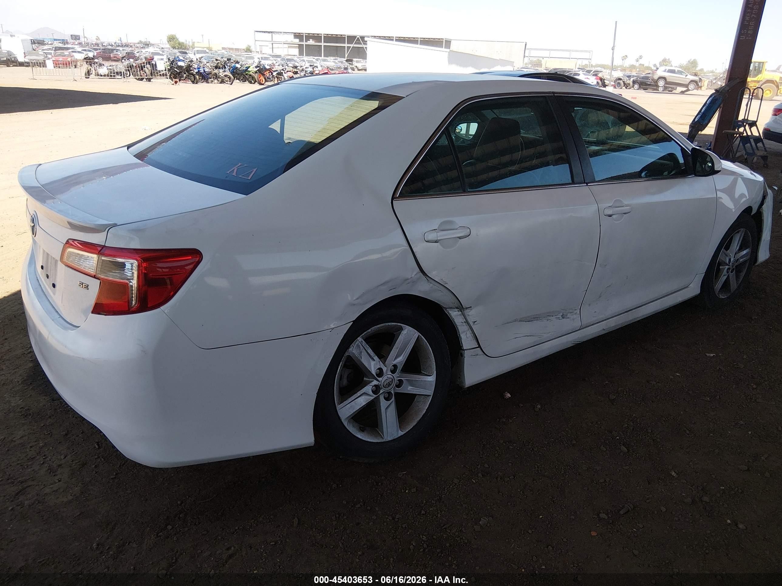 2014 Toyota Camry Se Белый vin: 4T1BF1FK4EU745786