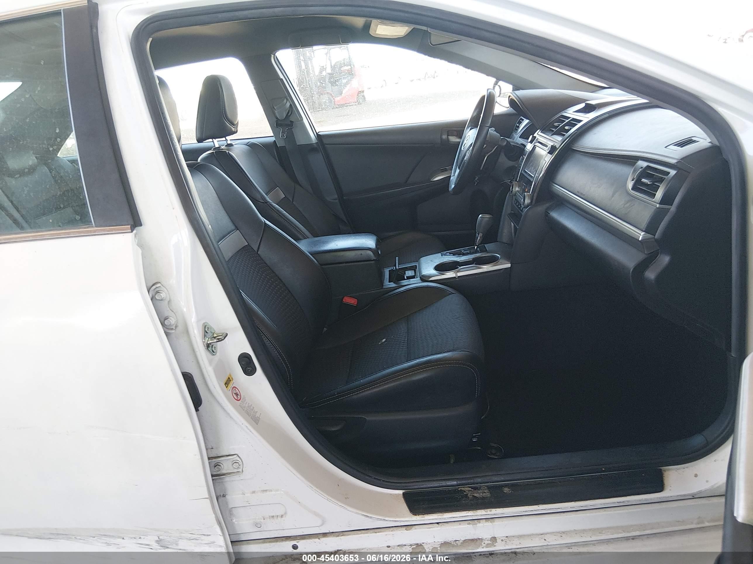 2014 Toyota Camry Se Белый vin: 4T1BF1FK4EU745786