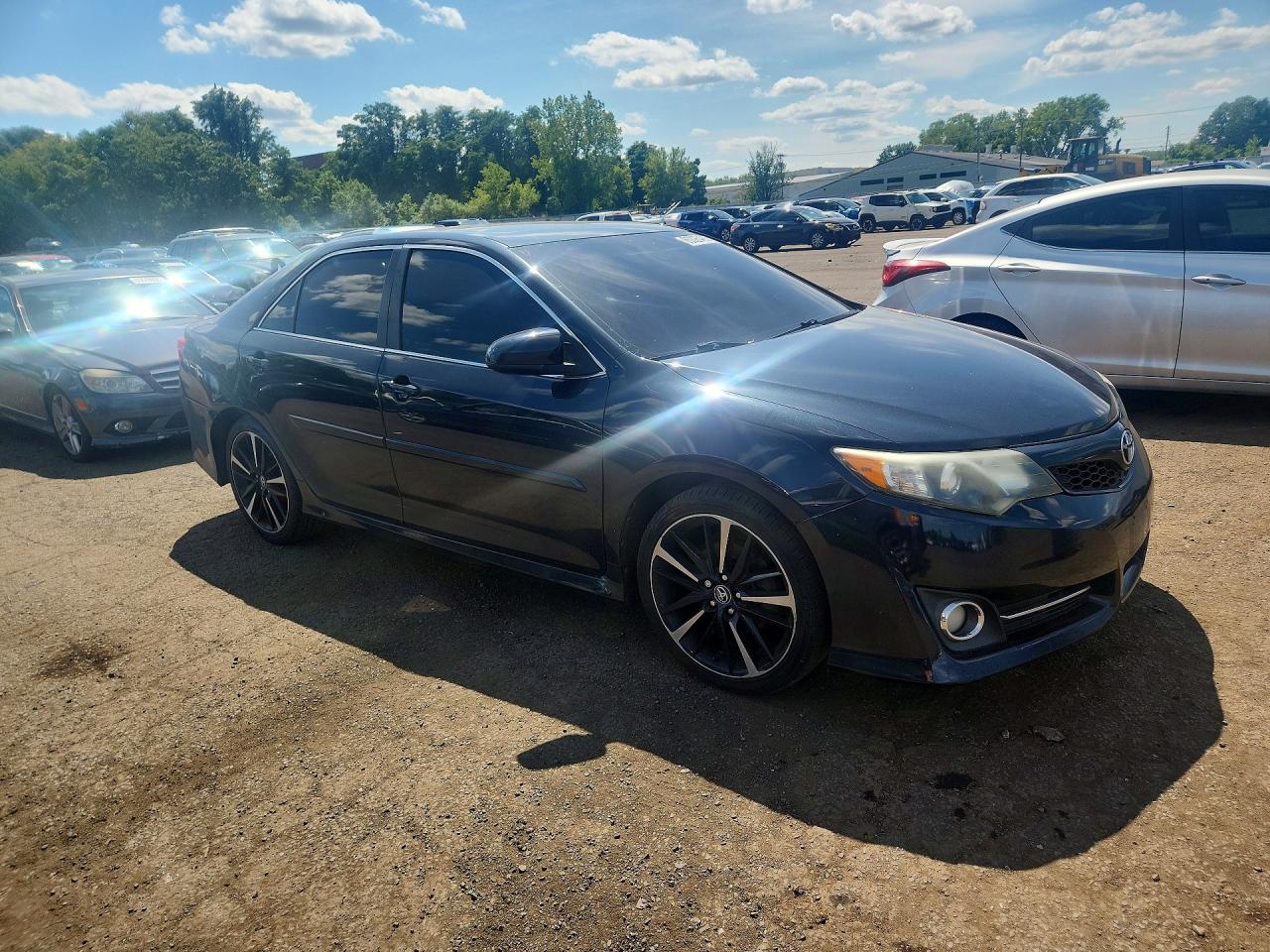 2014 Toyota Camry Se Sport Black vin: 4T1BF1FK4EU746016