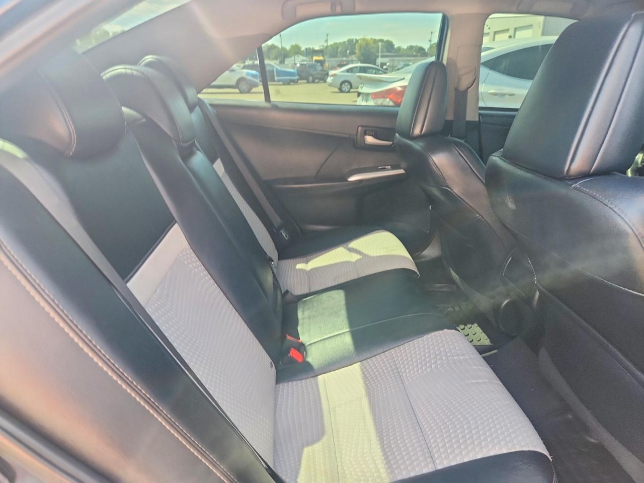 2014 Toyota Camry Se Sport Black vin: 4T1BF1FK4EU746016