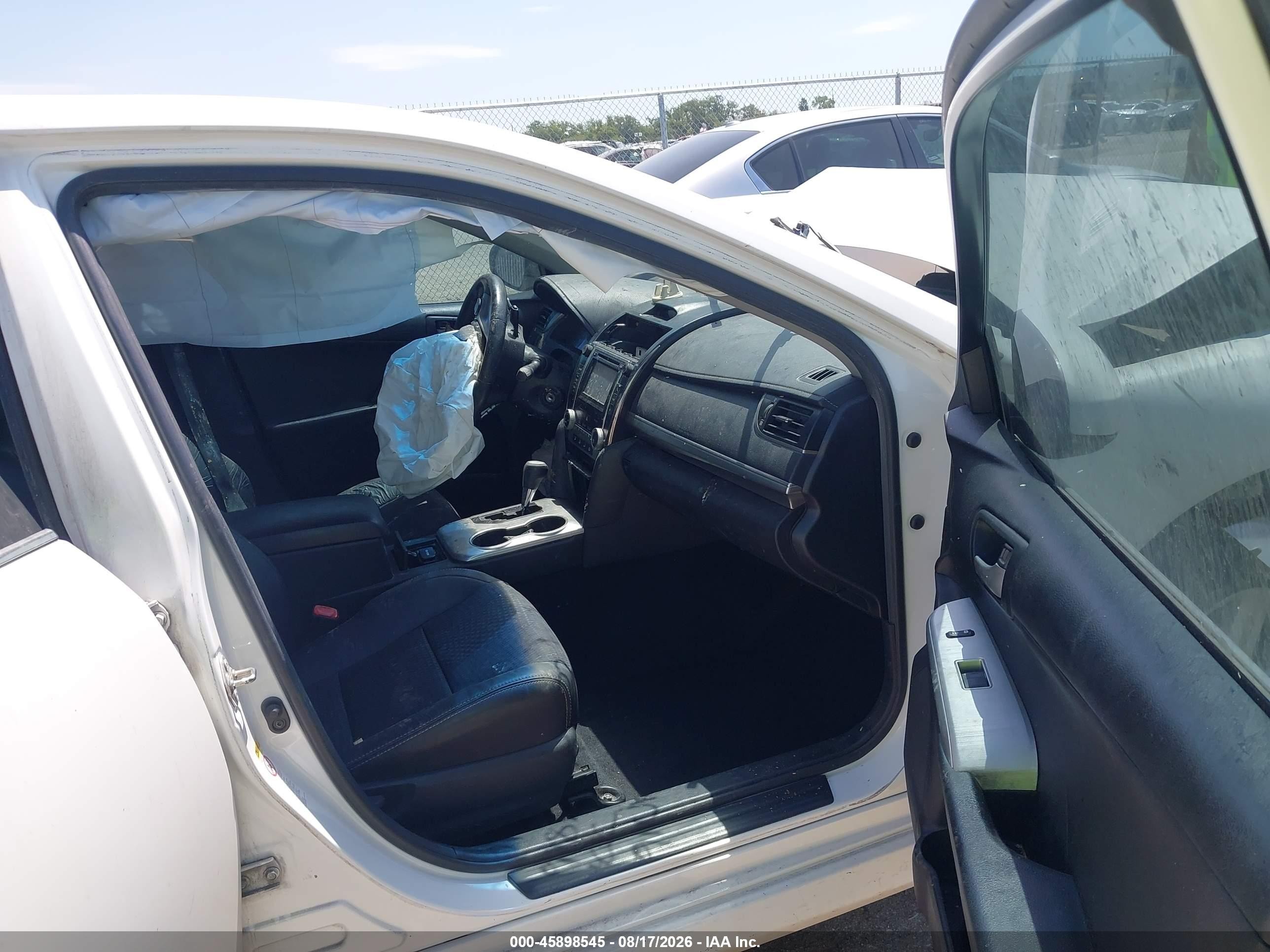 2014 Toyota Camry Se White vin: 4T1BF1FK4EU759672
