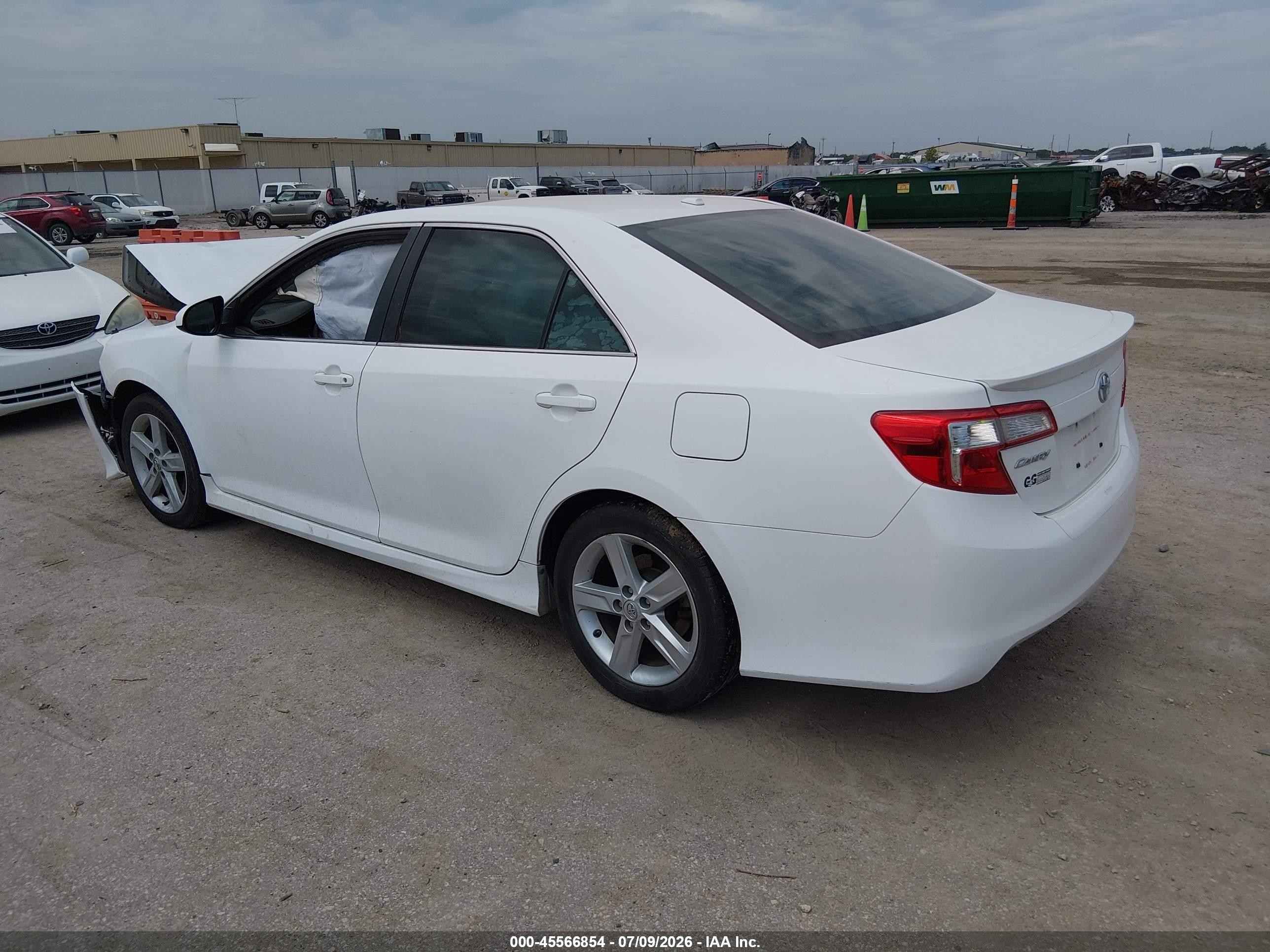 2014 Toyota Camry Se White vin: 4T1BF1FK4EU760272