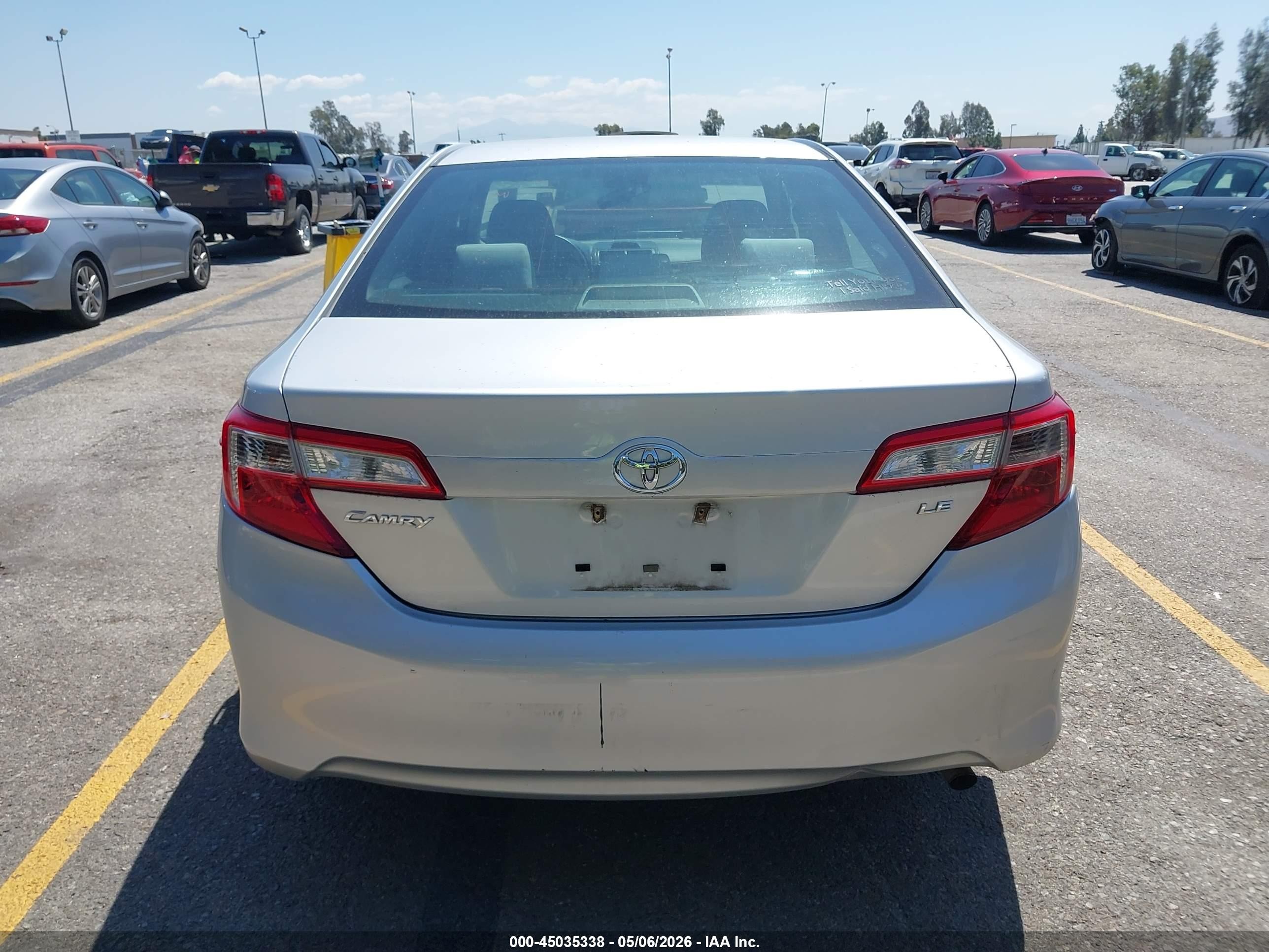 2014 Toyota Camry Le Silver vin: 4T1BF1FK4EU770655