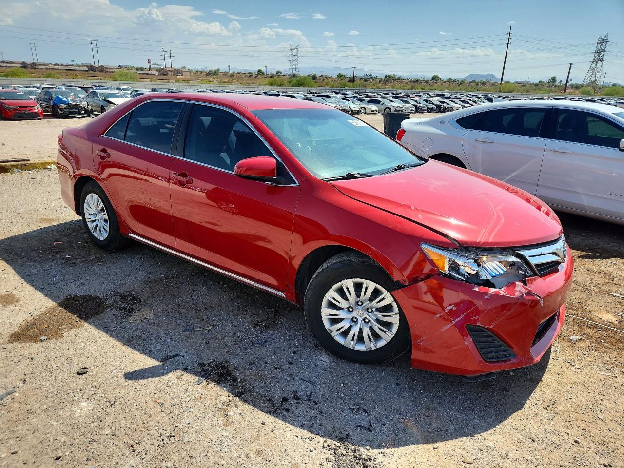 2014 Toyota Camry Le Красный vin: 4T1BF1FK4EU777962