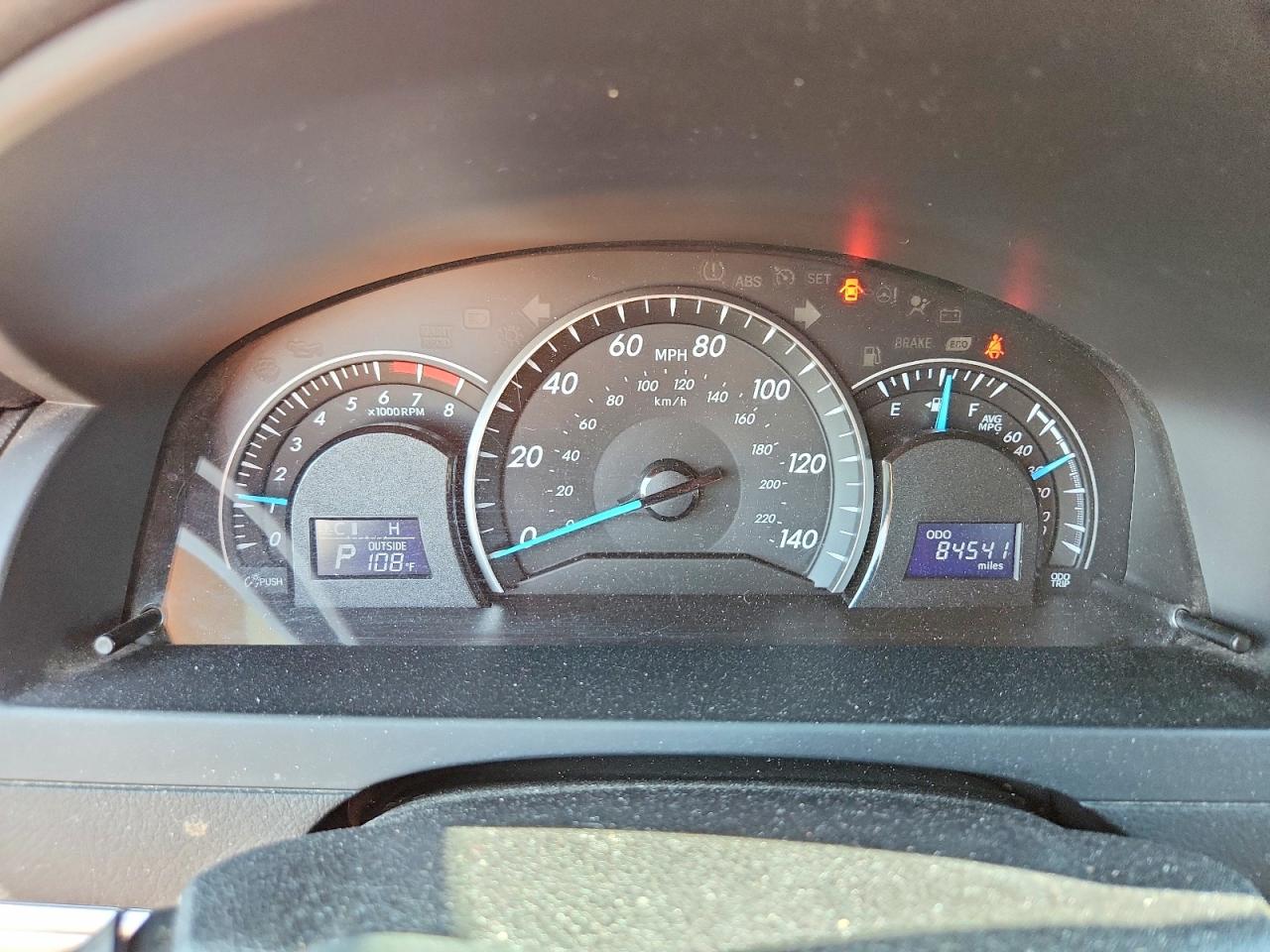 2014 Toyota Camry Le Красный vin: 4T1BF1FK4EU777962