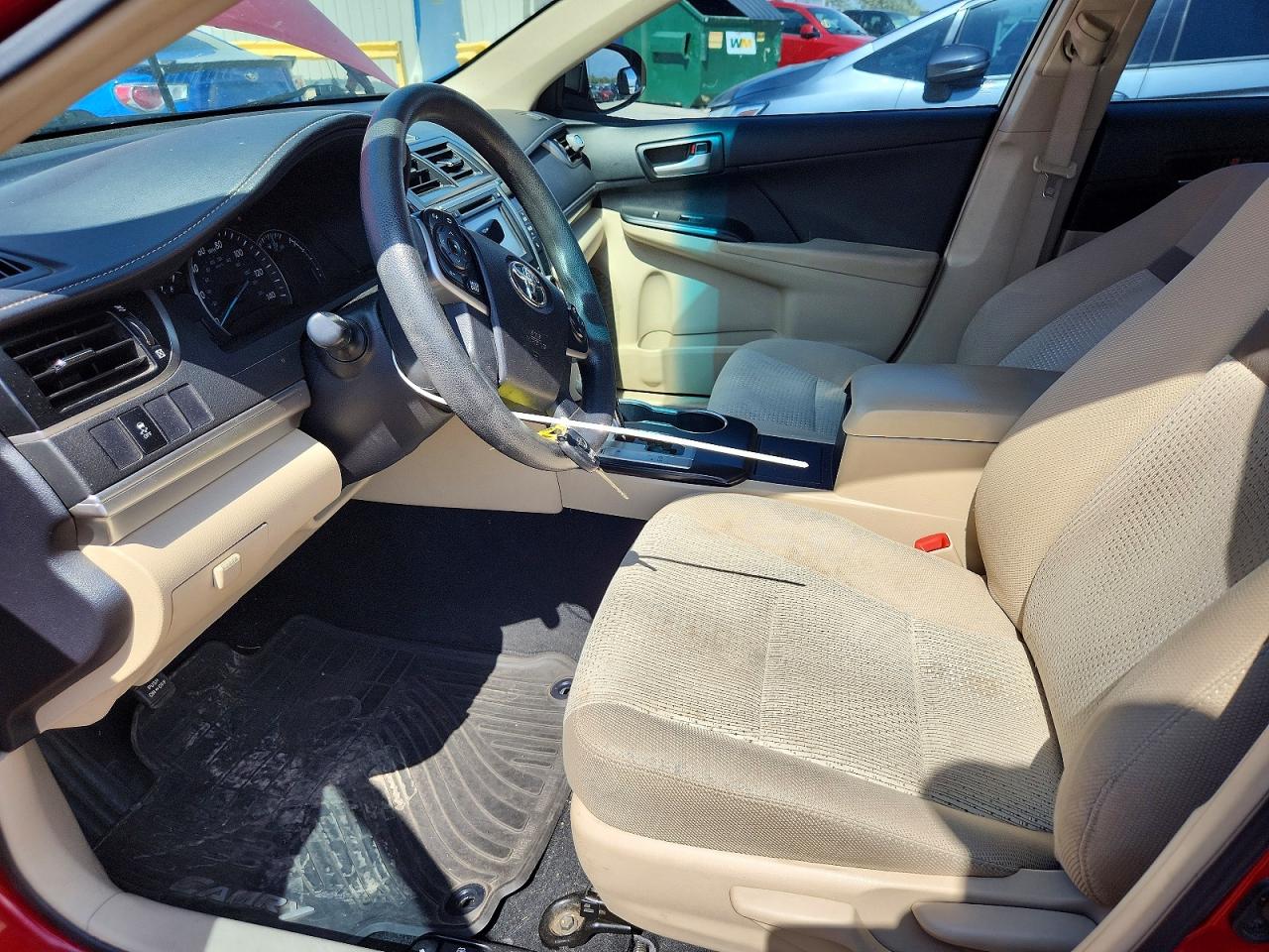 2014 Toyota Camry Le Красный vin: 4T1BF1FK4EU777962