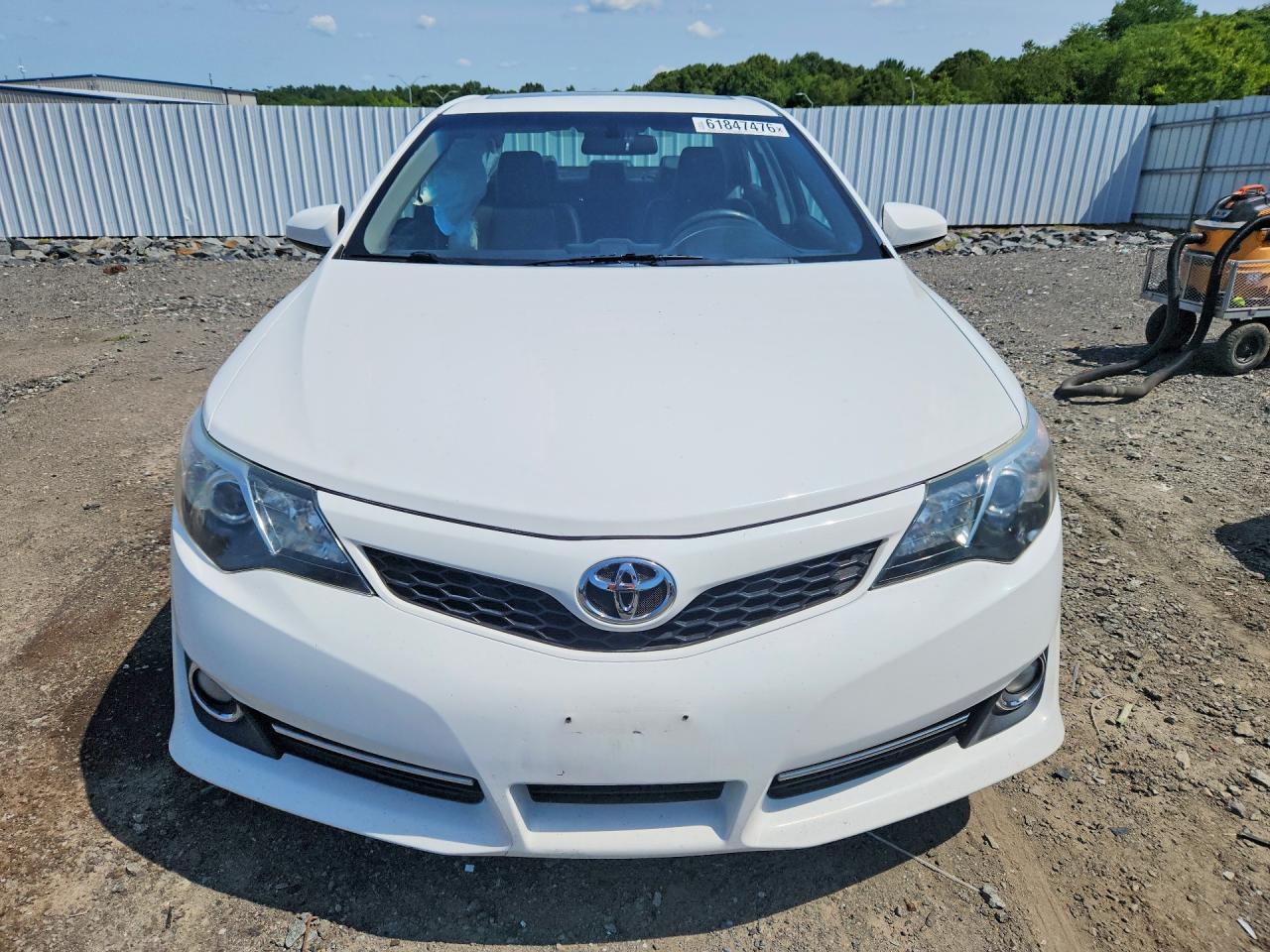 2014 Toyota Camry Se White vin: 4T1BF1FK4EU785740