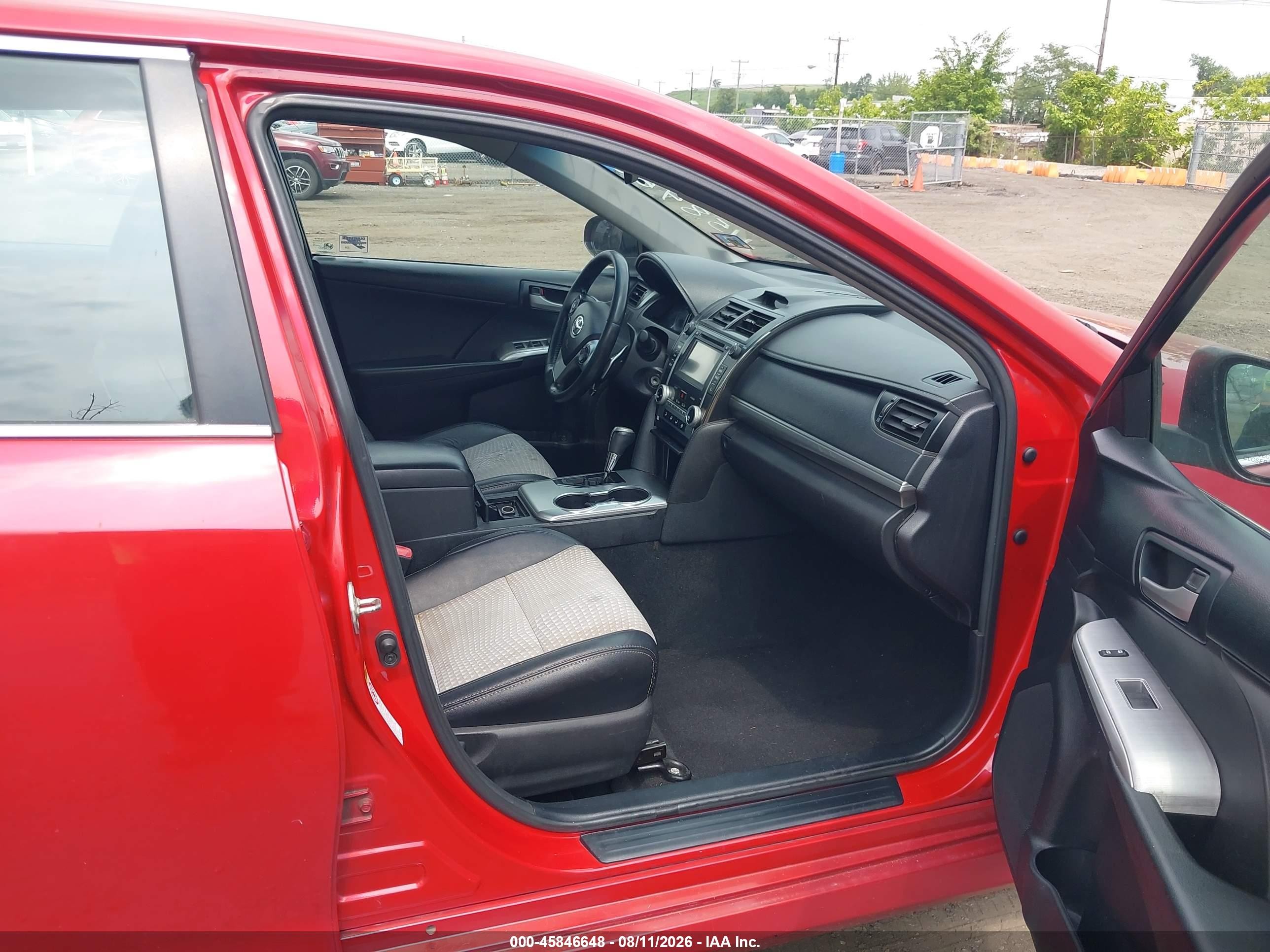 2014 Toyota Camry Se Red vin: 4T1BF1FK4EU791490