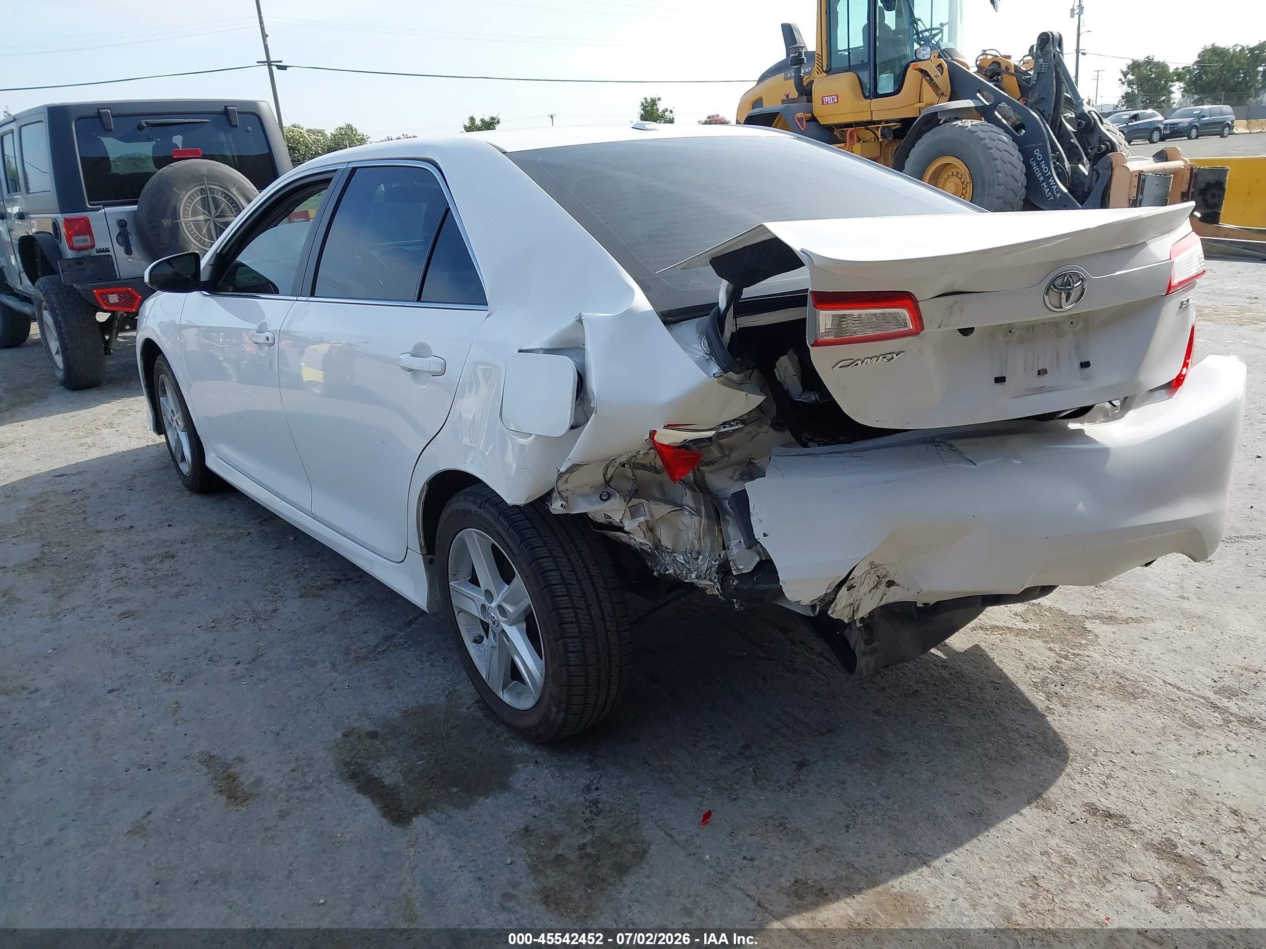 2014 Toyota Camry Se White vin: 4T1BF1FK4EU801354