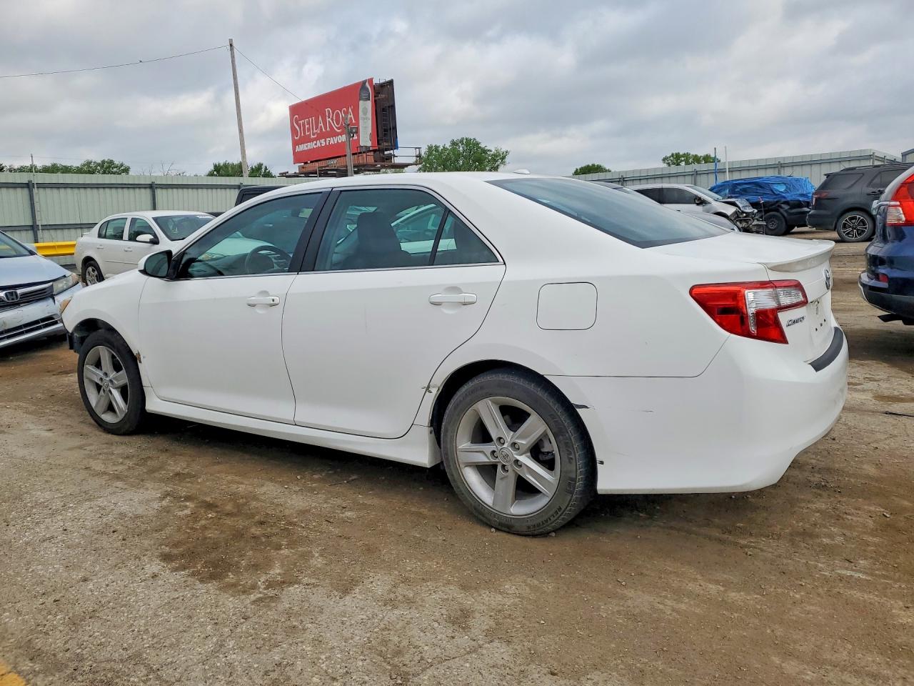 2014 Toyota Camry Se White vin: 4T1BF1FK4EU805193