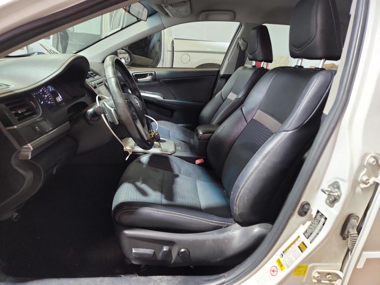 2014 Toyota Camry Se White vin: 4T1BF1FK4EU809776