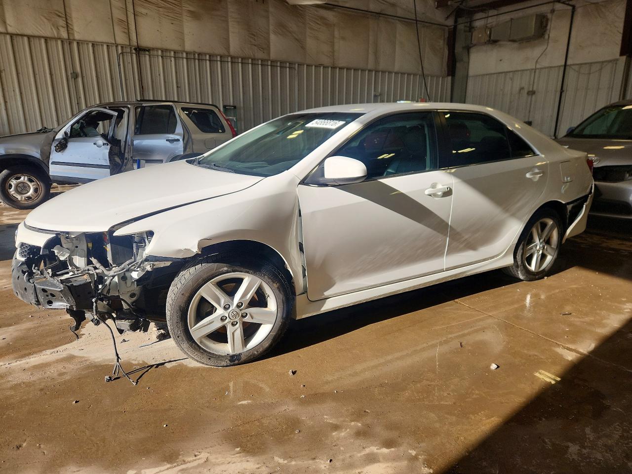 2014 Toyota Camry Se White vin: 4T1BF1FK4EU821815