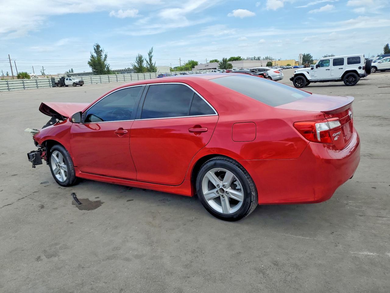 2014 Toyota Camry Se Red vin: 4T1BF1FK4EU834015