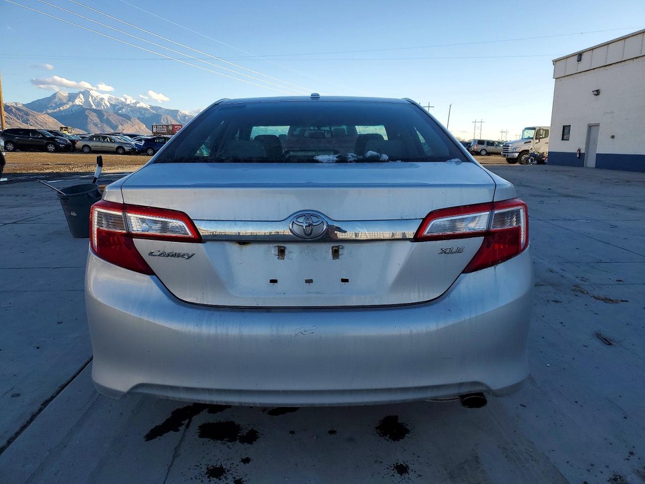 2014 Toyota Camry Silver vin: 4T1BF1FK4EU834323