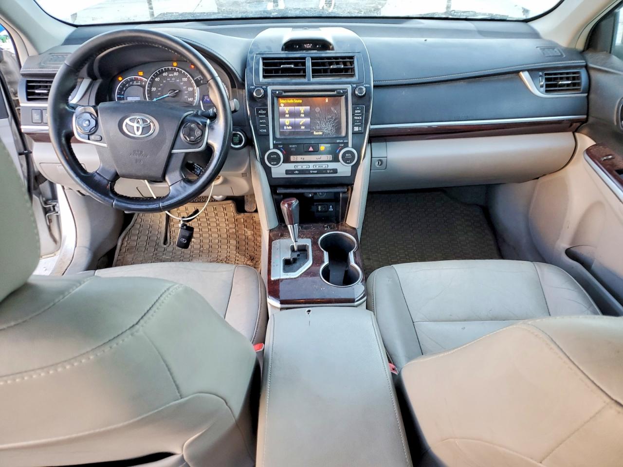 2014 Toyota Camry Silver vin: 4T1BF1FK4EU834323