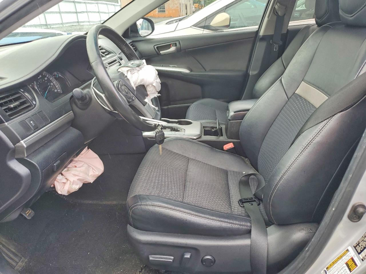 2014 Toyota Camry Se Sport Silver vin: 4T1BF1FK4EU848125