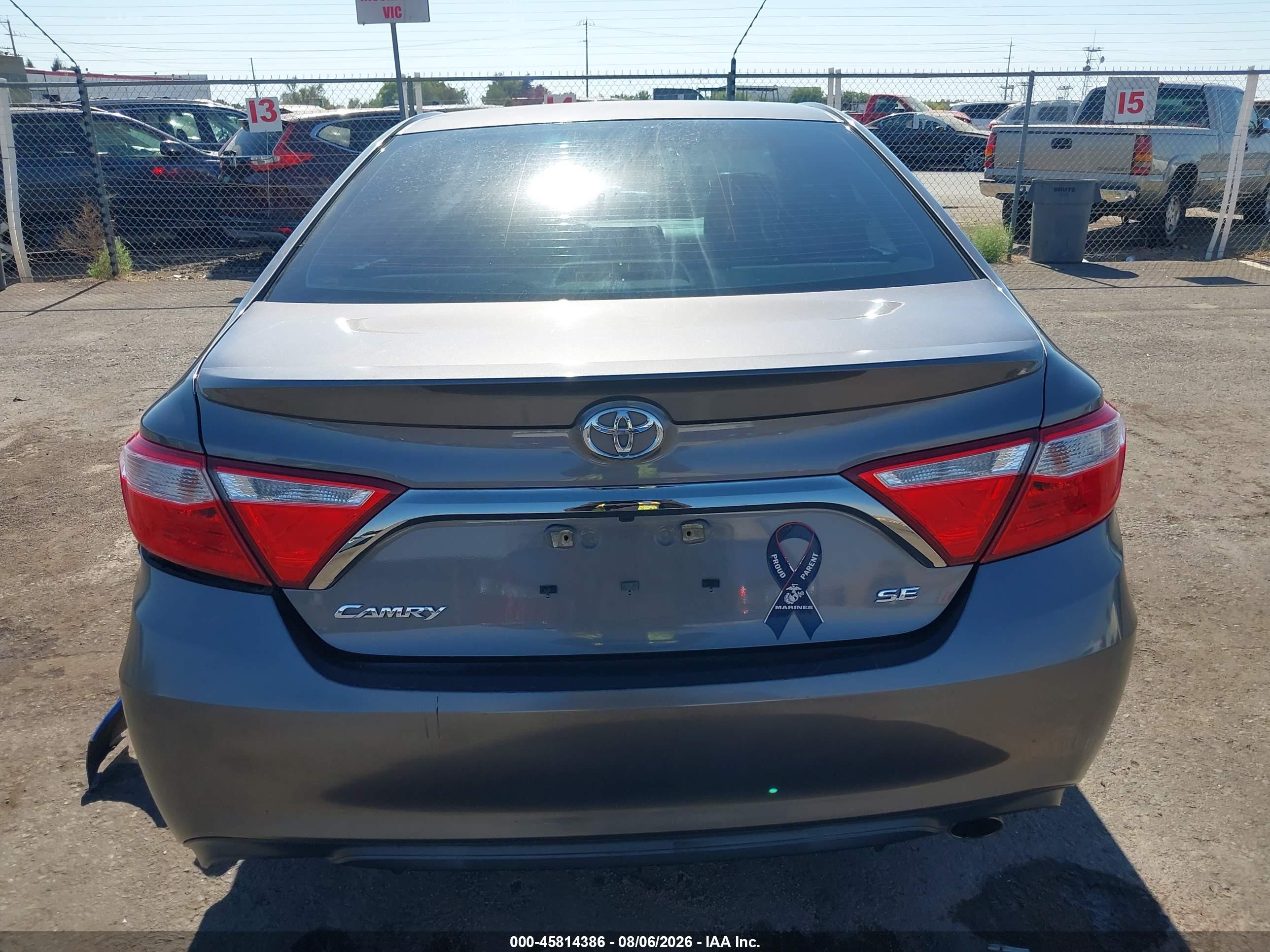 2015 Toyota Camry Se Brown vin: 4T1BF1FK4FU003700