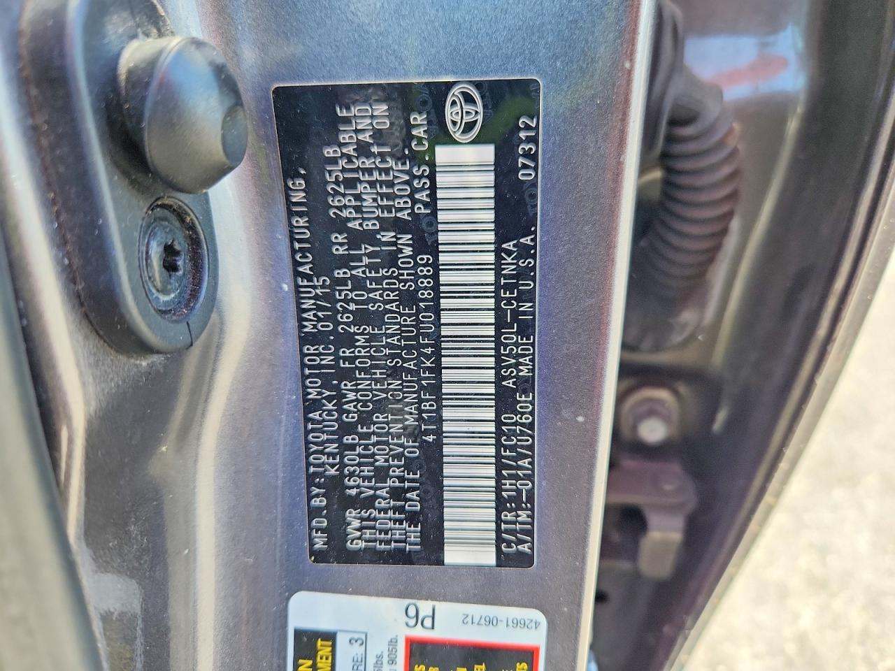 2015 Toyota Camry Le Gray vin: 4T1BF1FK4FU018889
