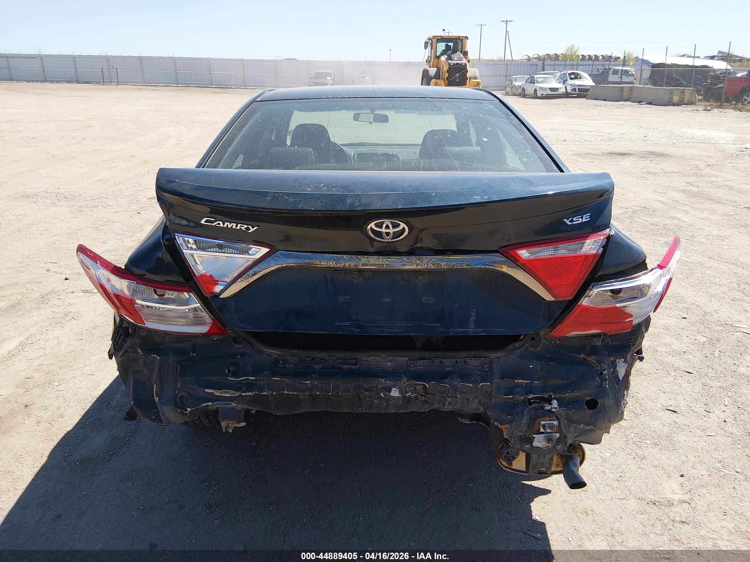 2015 Toyota Camry Se Navy vin: 4T1BF1FK4FU022845