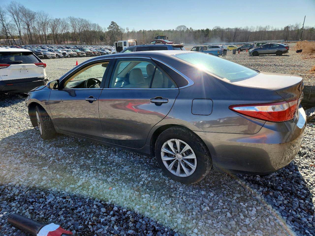 2015 Toyota Camry Le Серый vin: 4T1BF1FK4FU037104