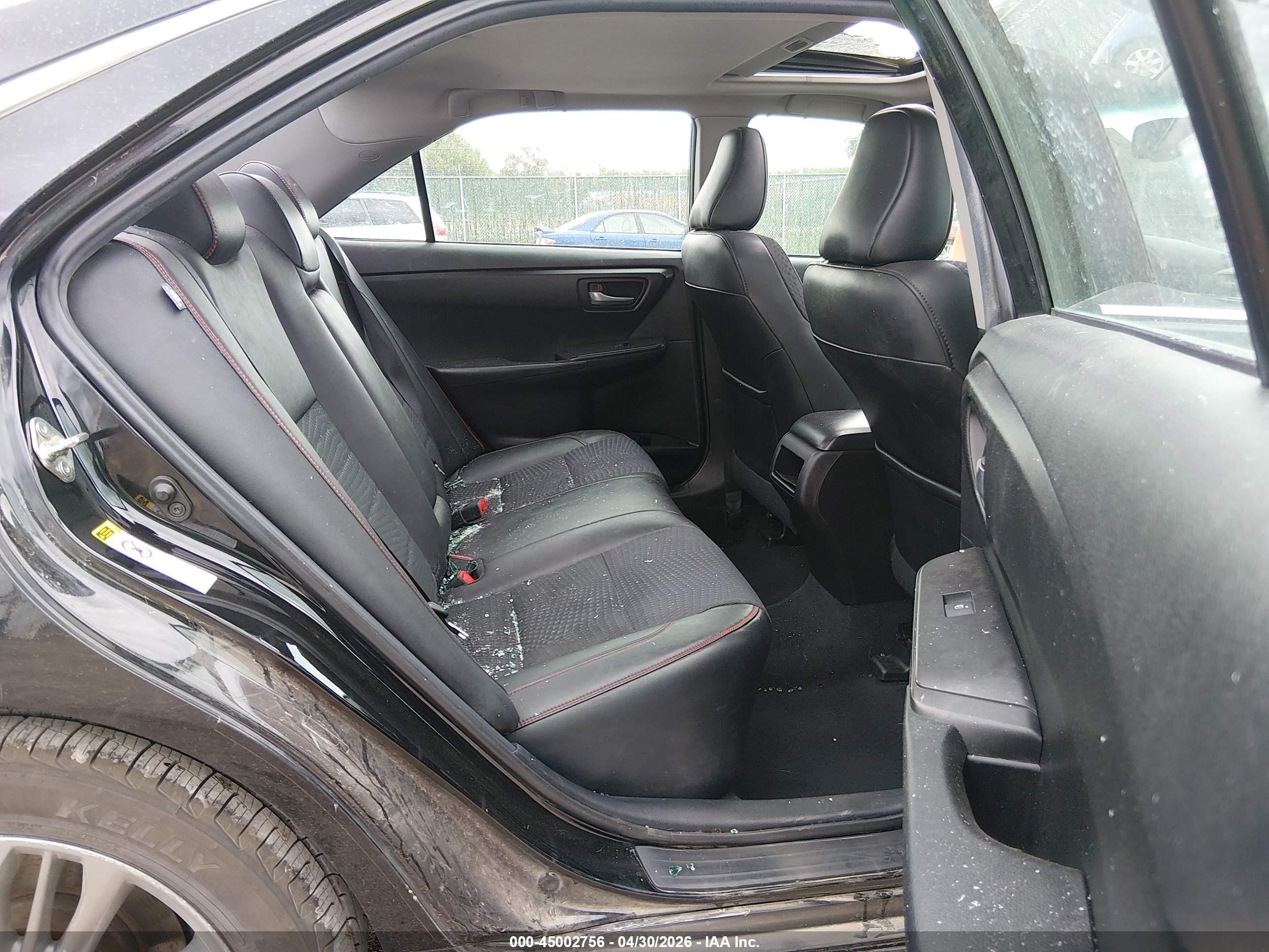 2015 Toyota Camry Se Black vin: 4T1BF1FK4FU057322