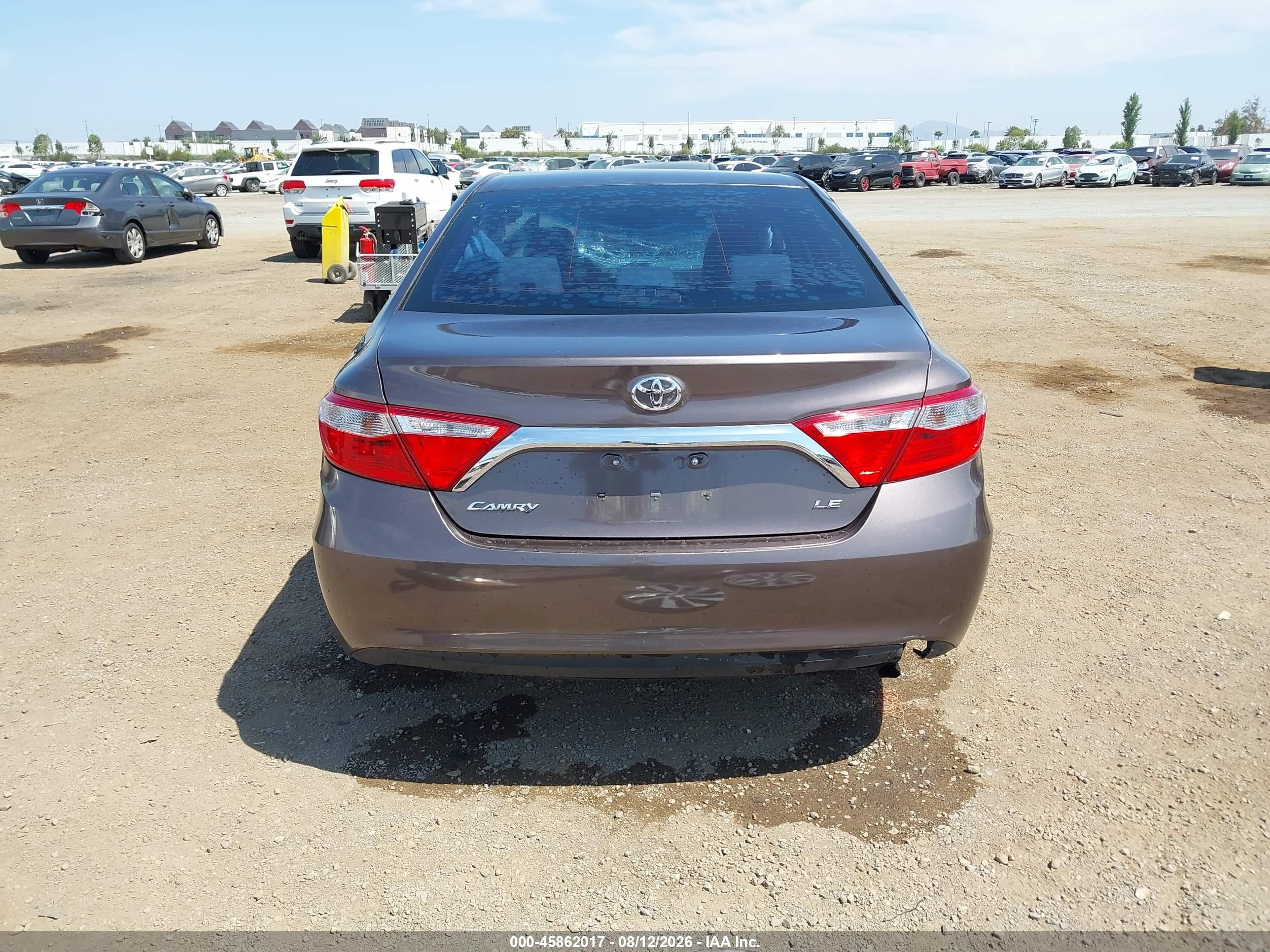2015 Toyota Camry Le Желто-коричневый vin: 4T1BF1FK4FU065016