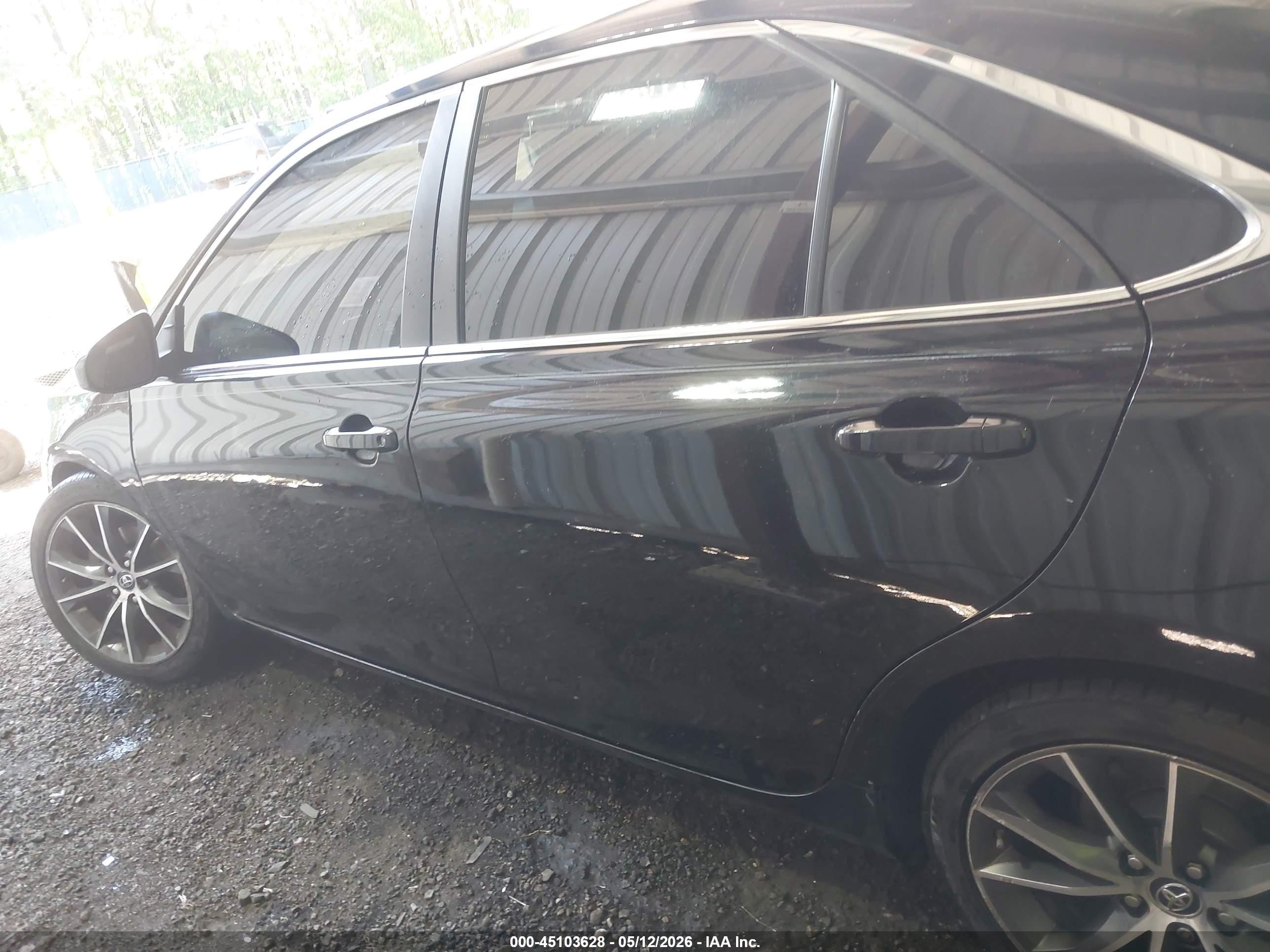 2015 Toyota Camry Xse Черный vin: 4T1BF1FK4FU074735