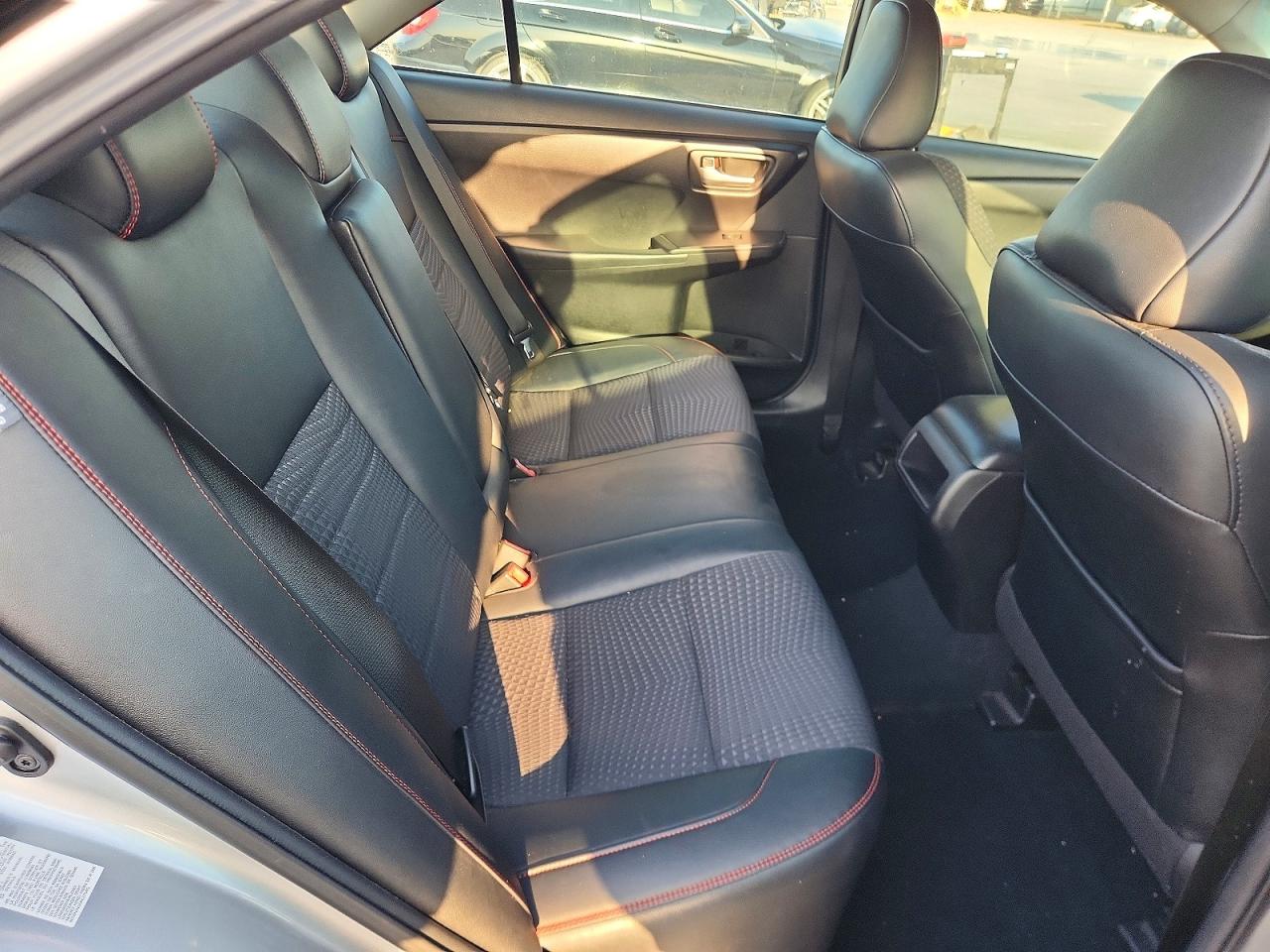 2015 Toyota Camry Se Silver vin: 4T1BF1FK4FU099747