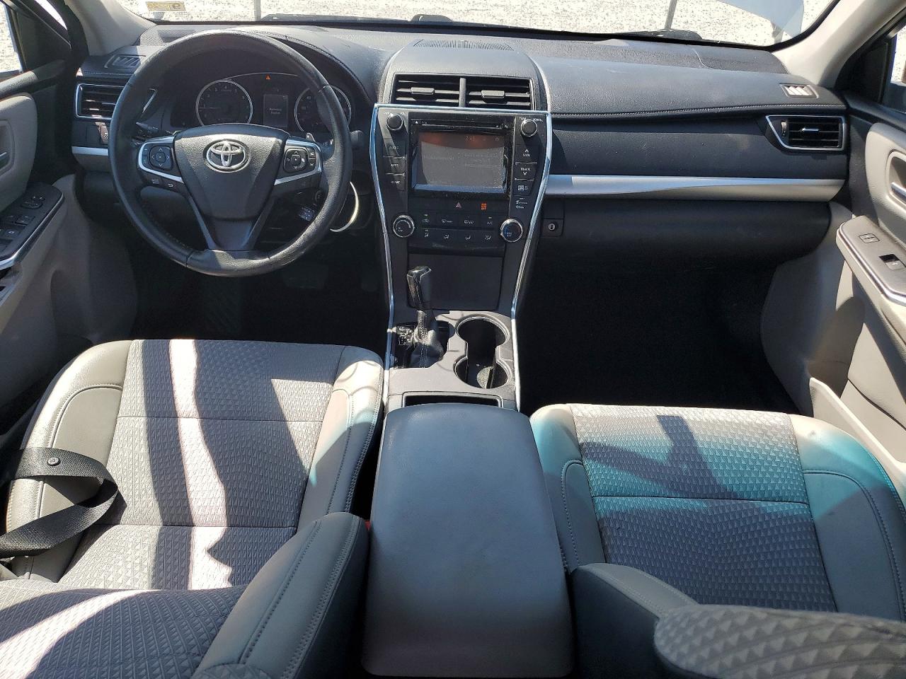 2015 Toyota Camry Se Silver vin: 4T1BF1FK4FU113565