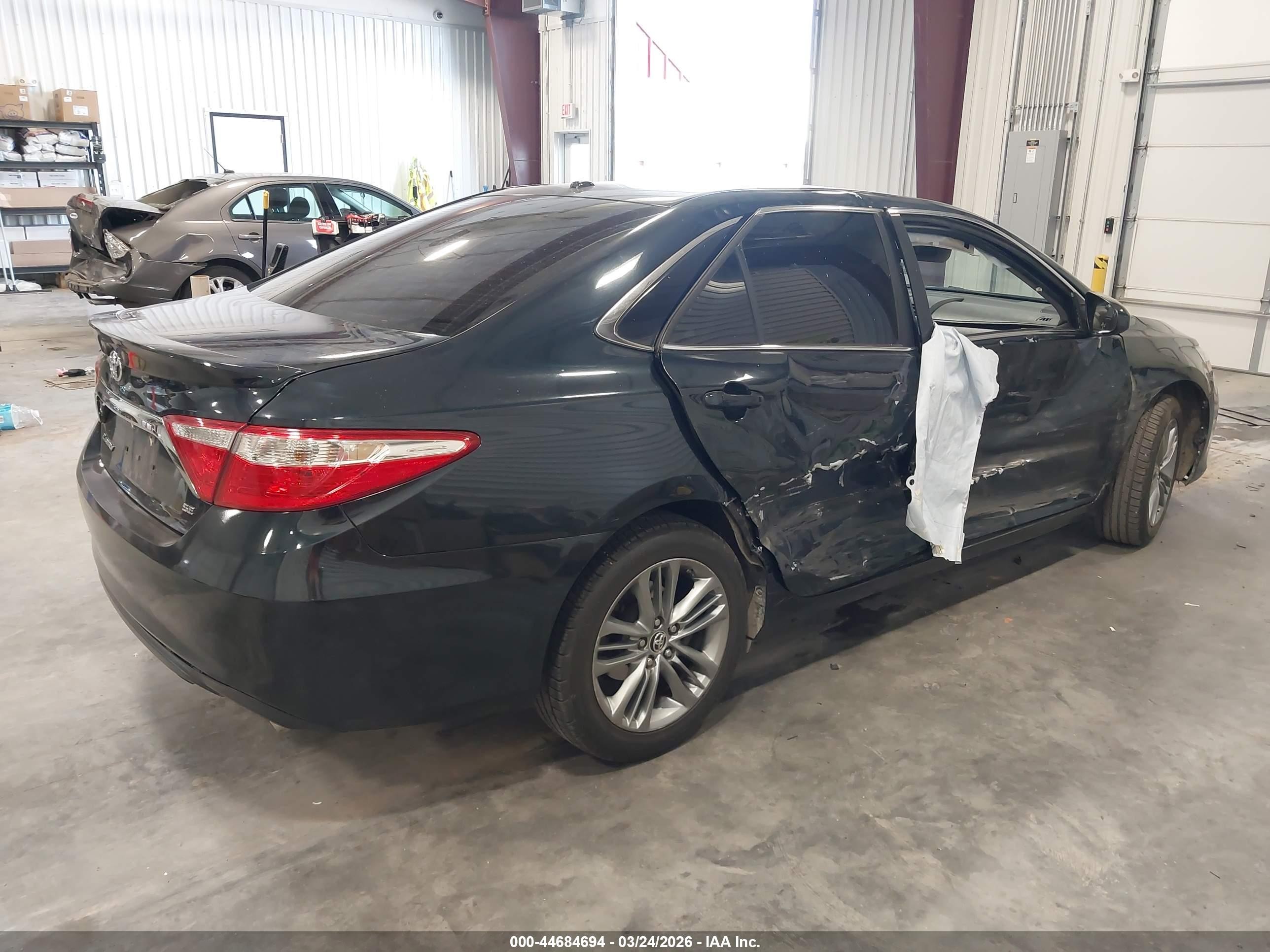 2015 Toyota Camry Se Dark Blue vin: 4T1BF1FK4FU478294