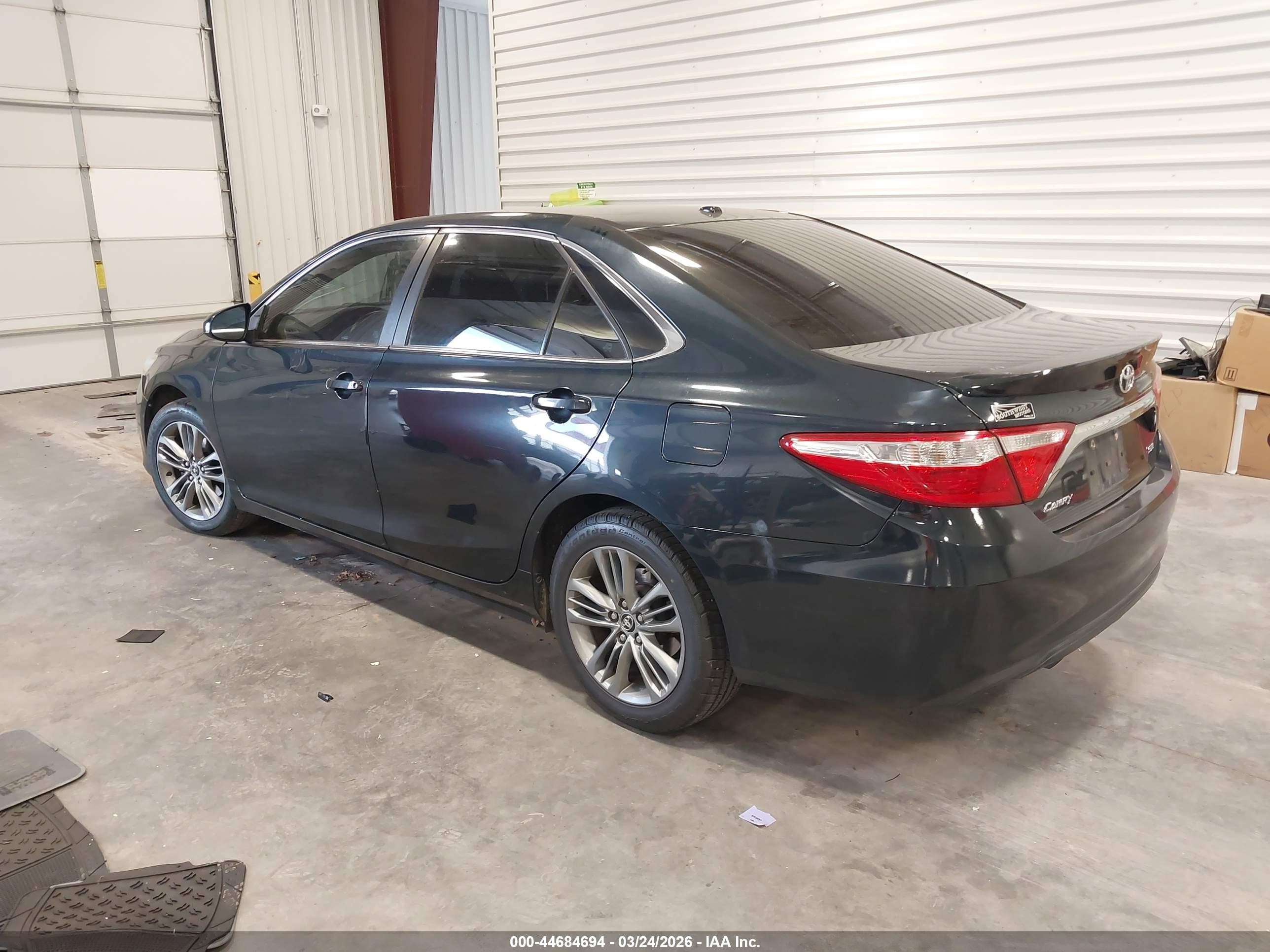 2015 Toyota Camry Se Dark Blue vin: 4T1BF1FK4FU478294