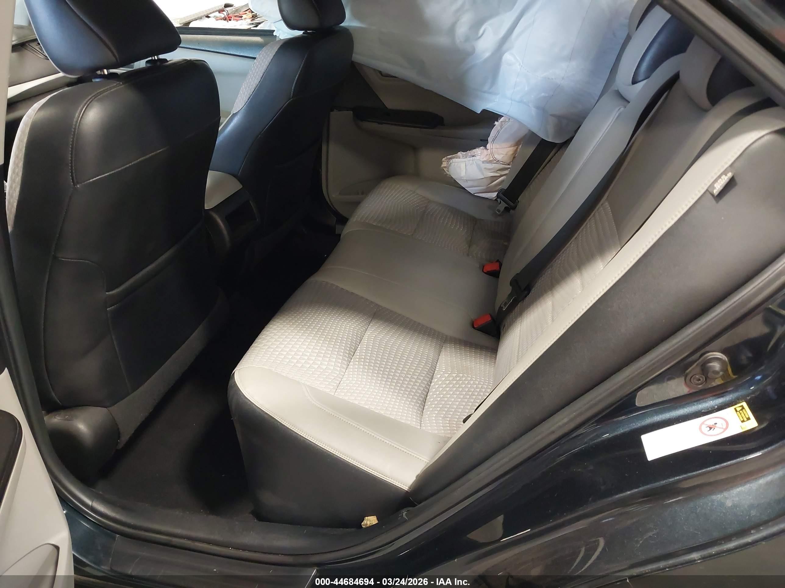 2015 Toyota Camry Se Dark Blue vin: 4T1BF1FK4FU478294