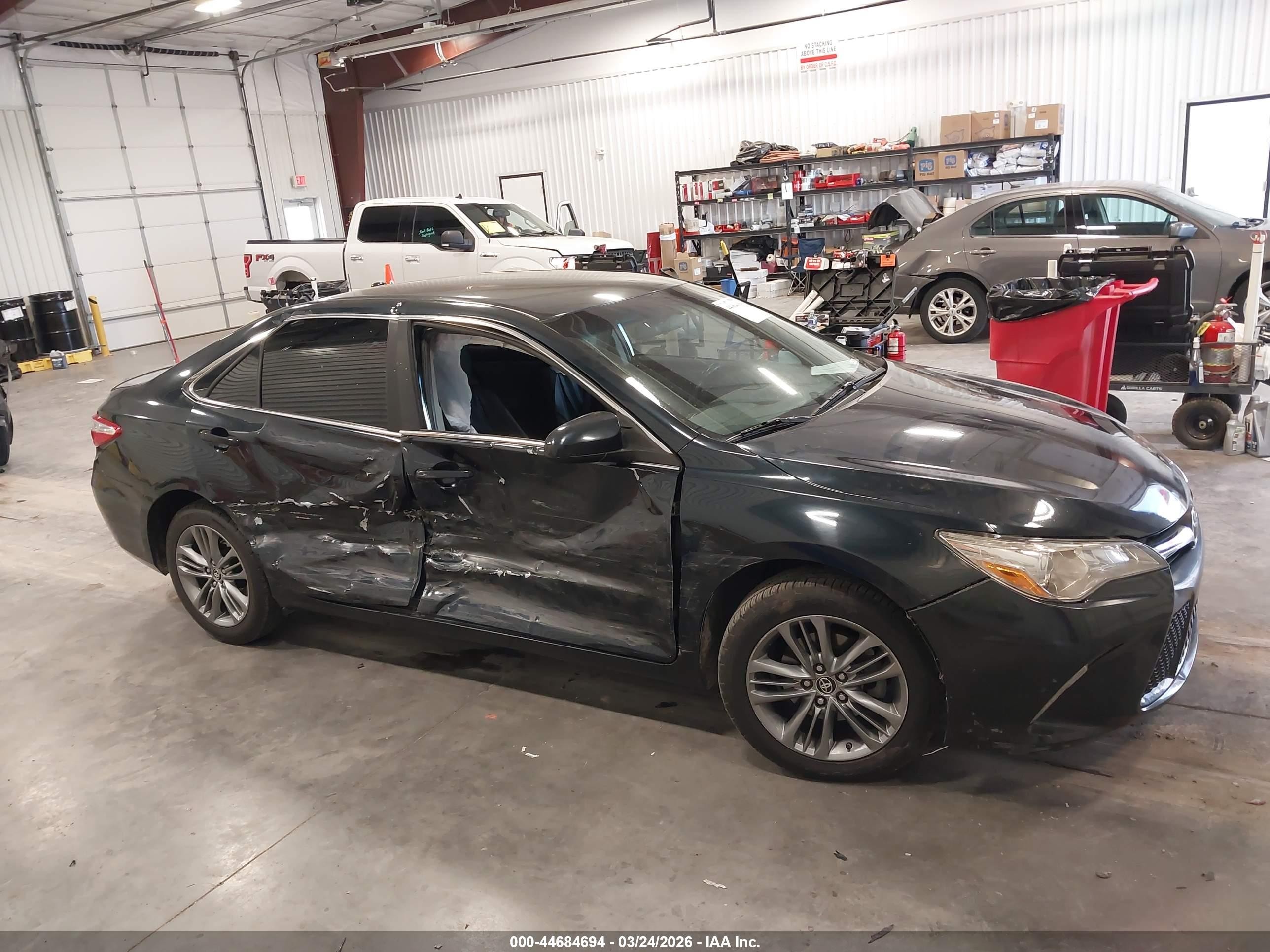 2015 Toyota Camry Se Dark Blue vin: 4T1BF1FK4FU478294