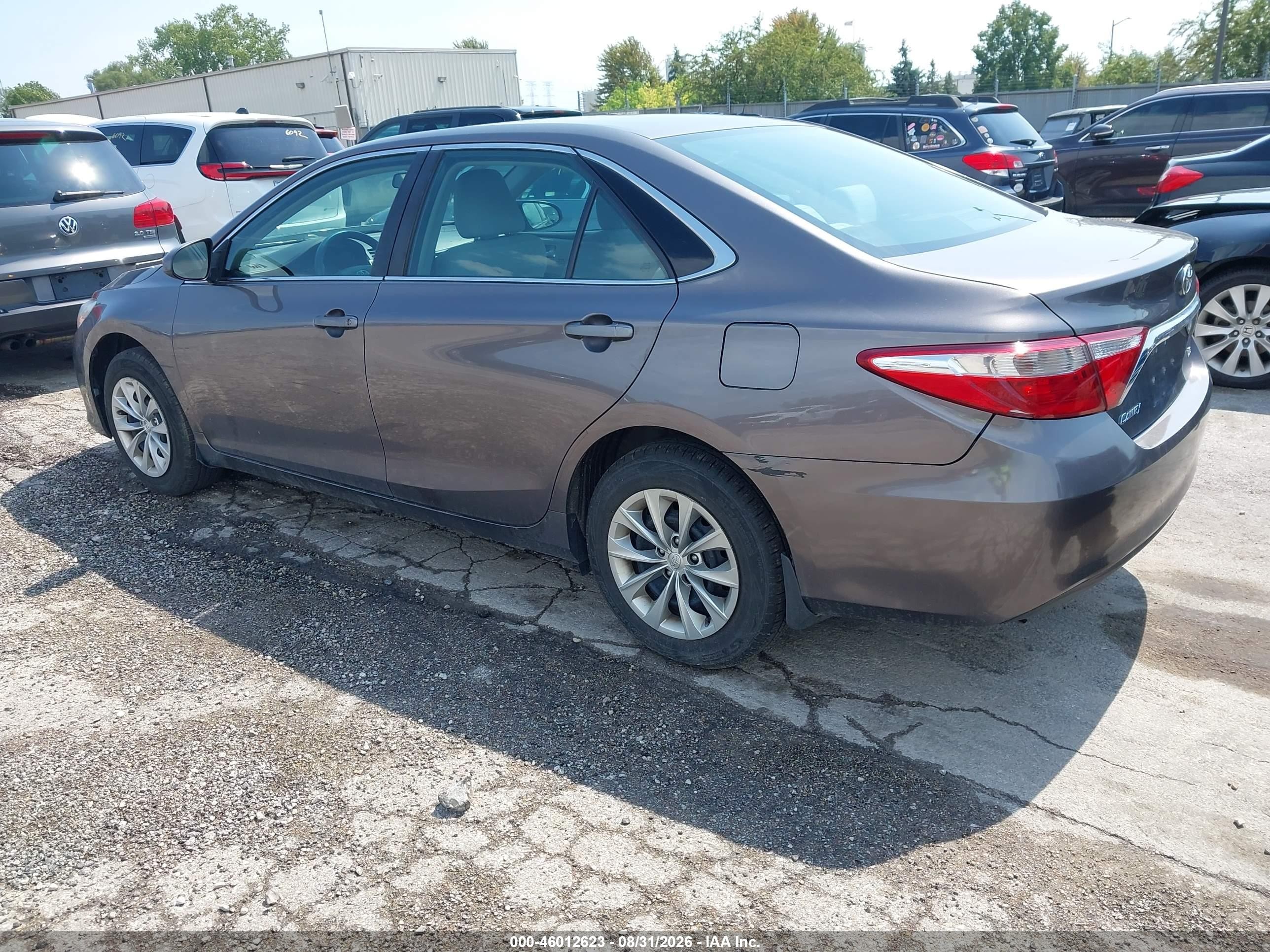 2015 Toyota Camry Le Коричневый vin: 4T1BF1FK4FU482233