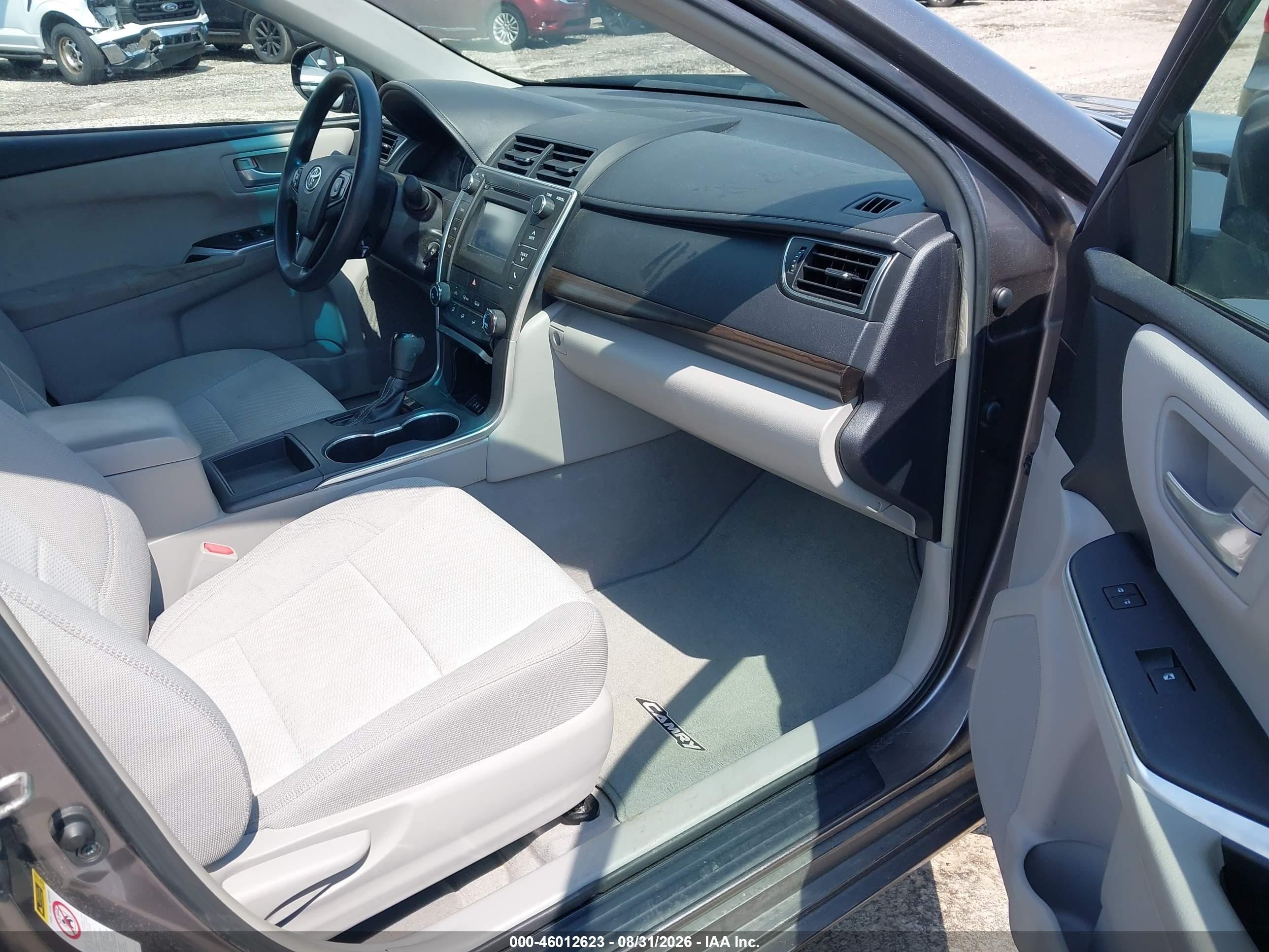 2015 Toyota Camry Le Коричневый vin: 4T1BF1FK4FU482233