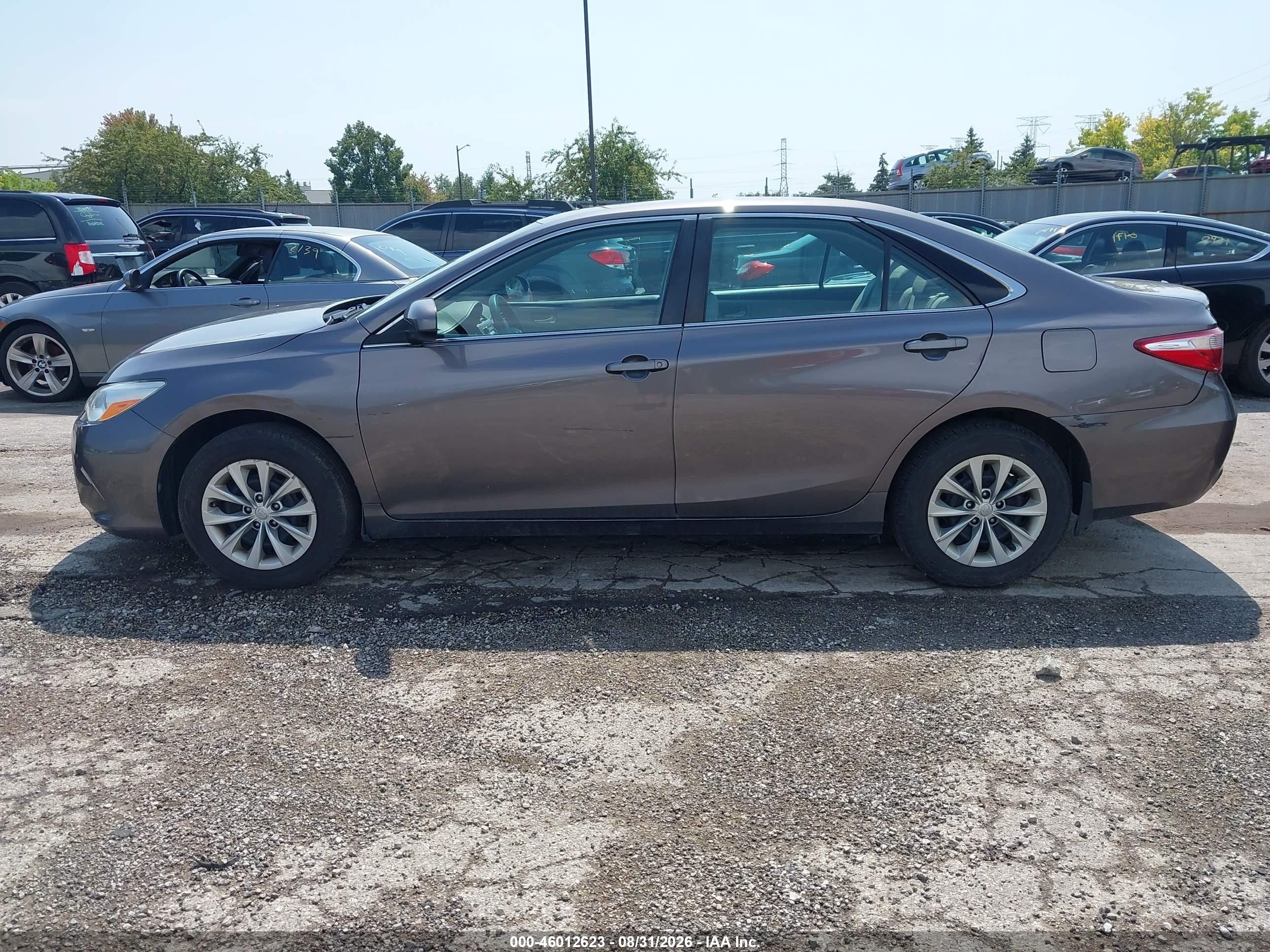 2015 Toyota Camry Le Коричневый vin: 4T1BF1FK4FU482233