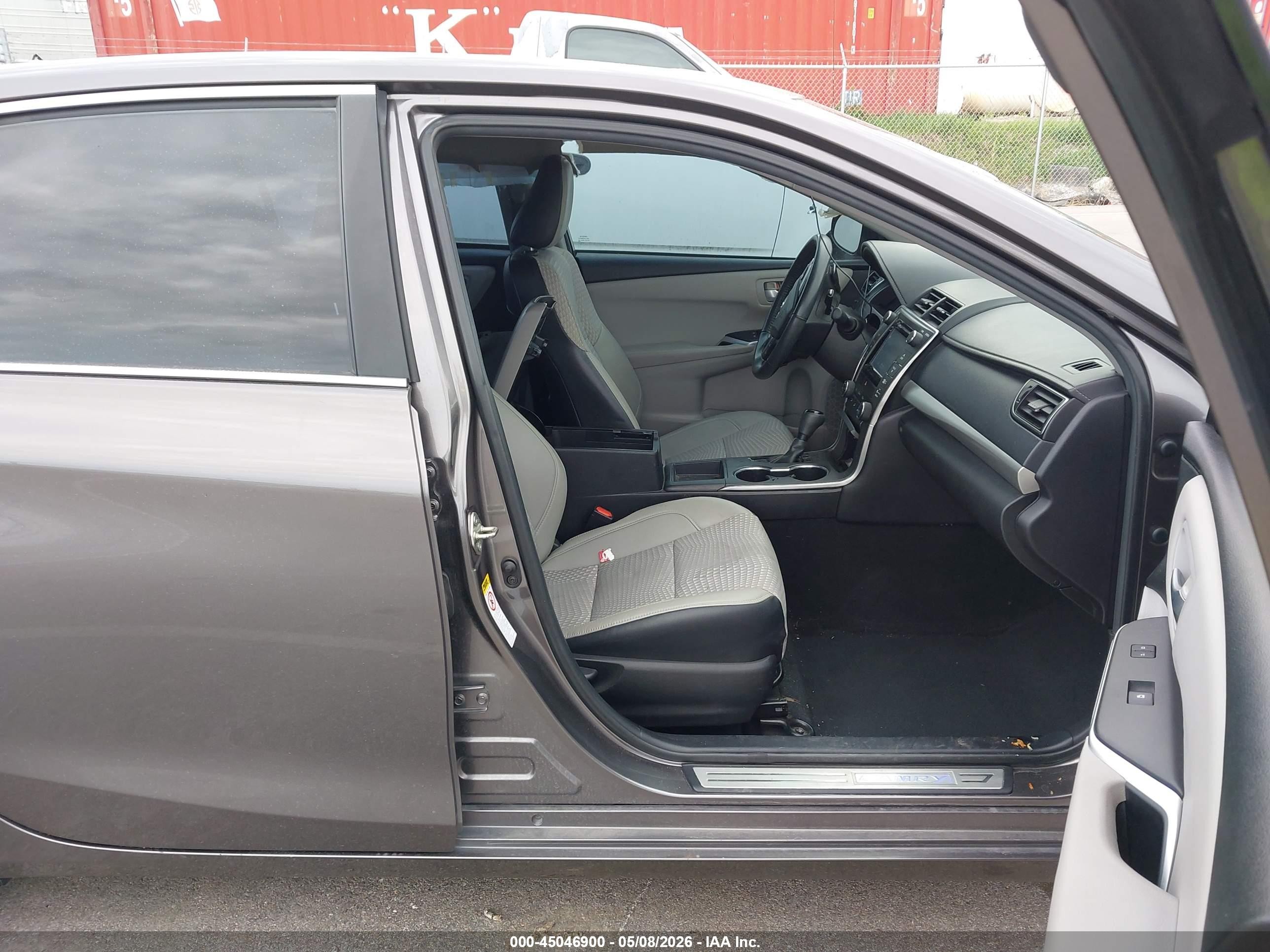2015 Toyota Camry Se Gray vin: 4T1BF1FK4FU482569