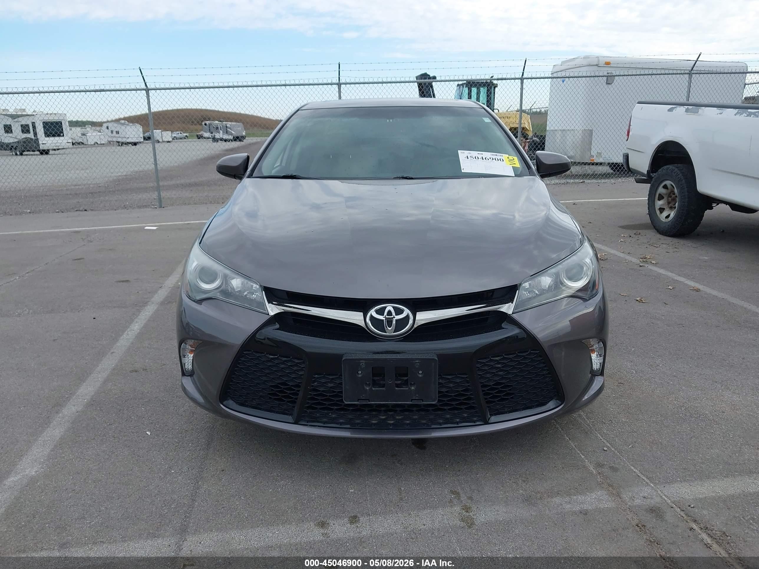2015 Toyota Camry Se Gray vin: 4T1BF1FK4FU482569